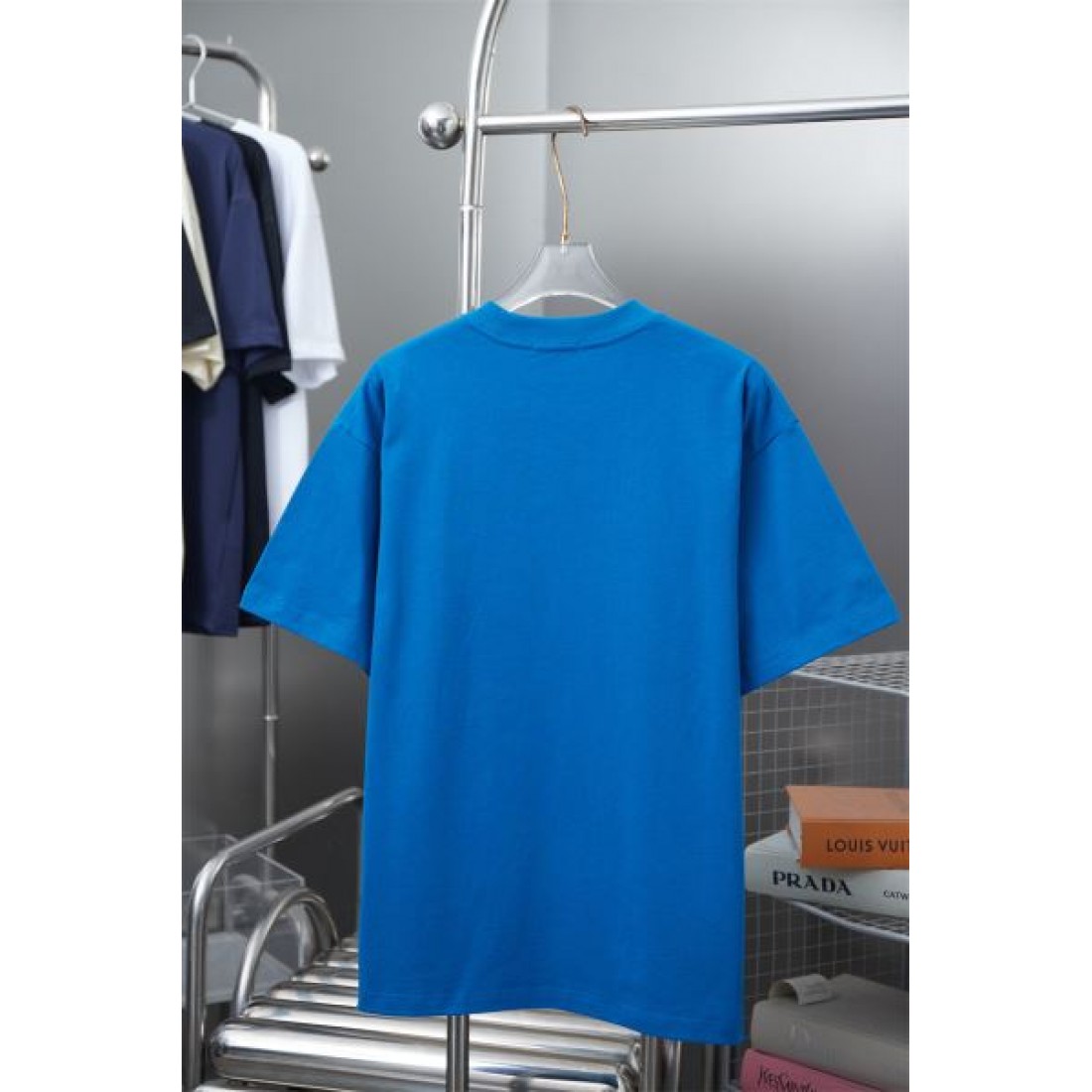 2025SS 半袖Tシャツ BALENCIAGA バレンシアガ コピー エレガントな雰囲気 - 画像 (3)