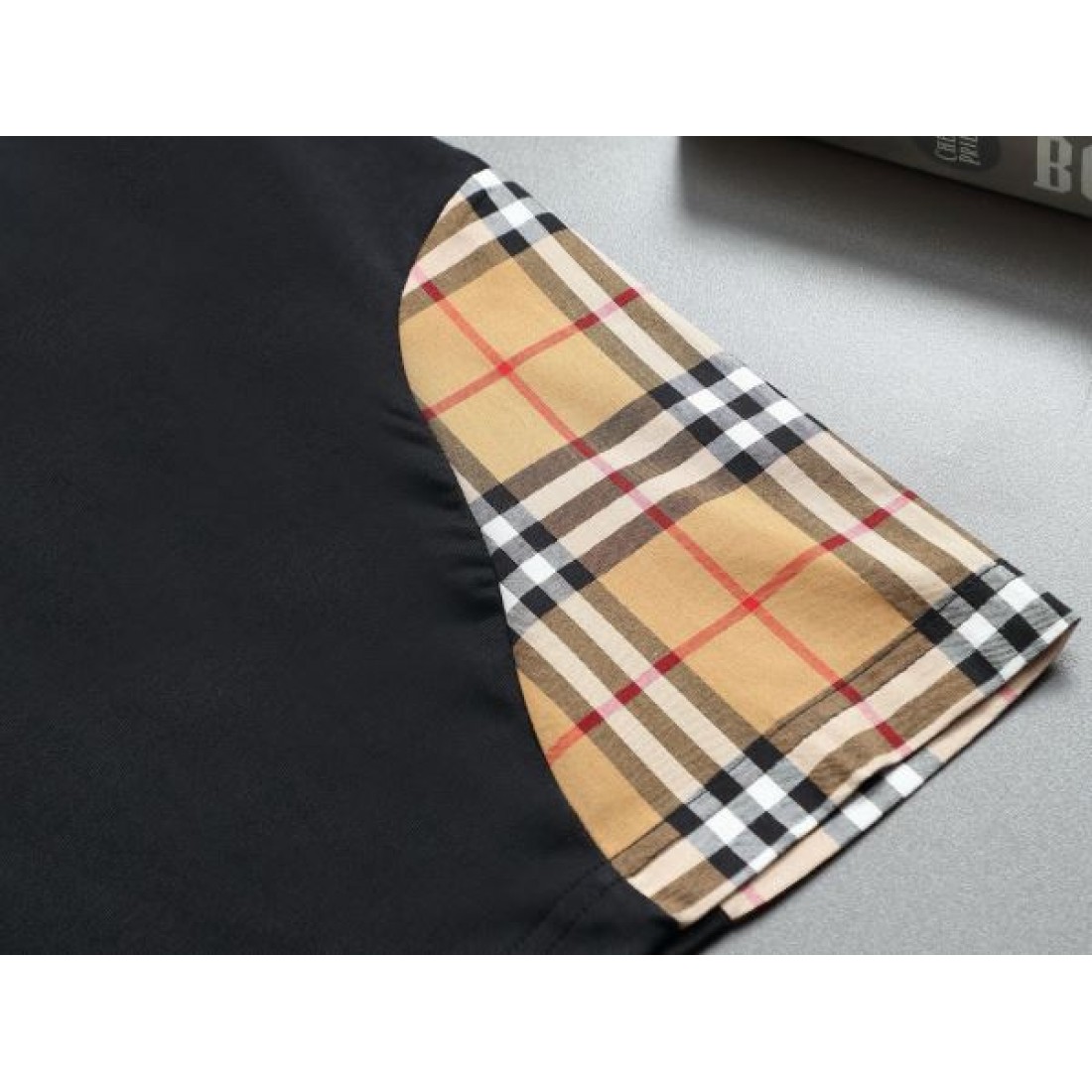 2025SS 半袖Tシャツ BURBERRY バーバリー コピー 一瞬で華やぐ - 画像 (8)