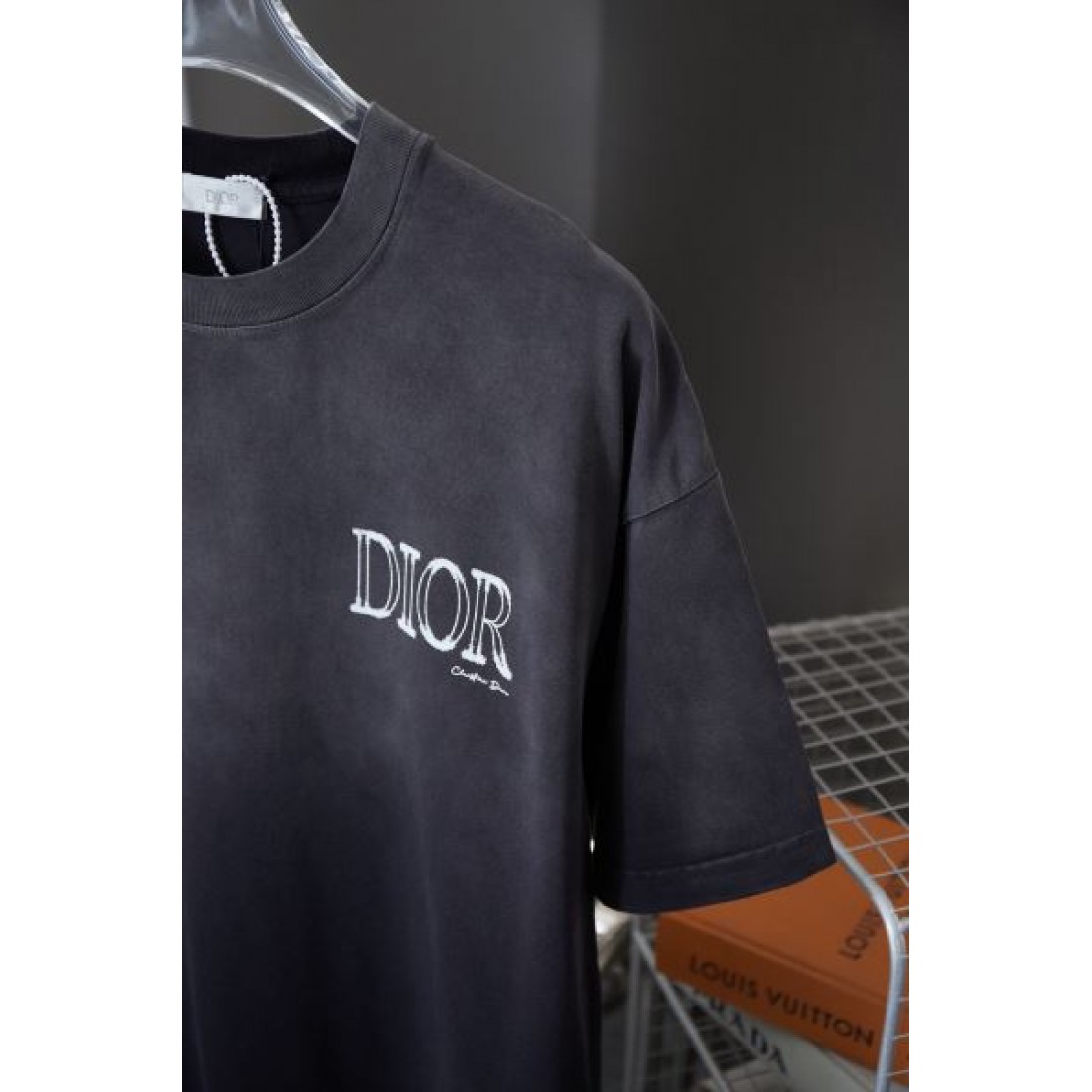 2025SS 半袖Tシャツ DIOR ディオール コピー 大人可愛い - 画像 (9)