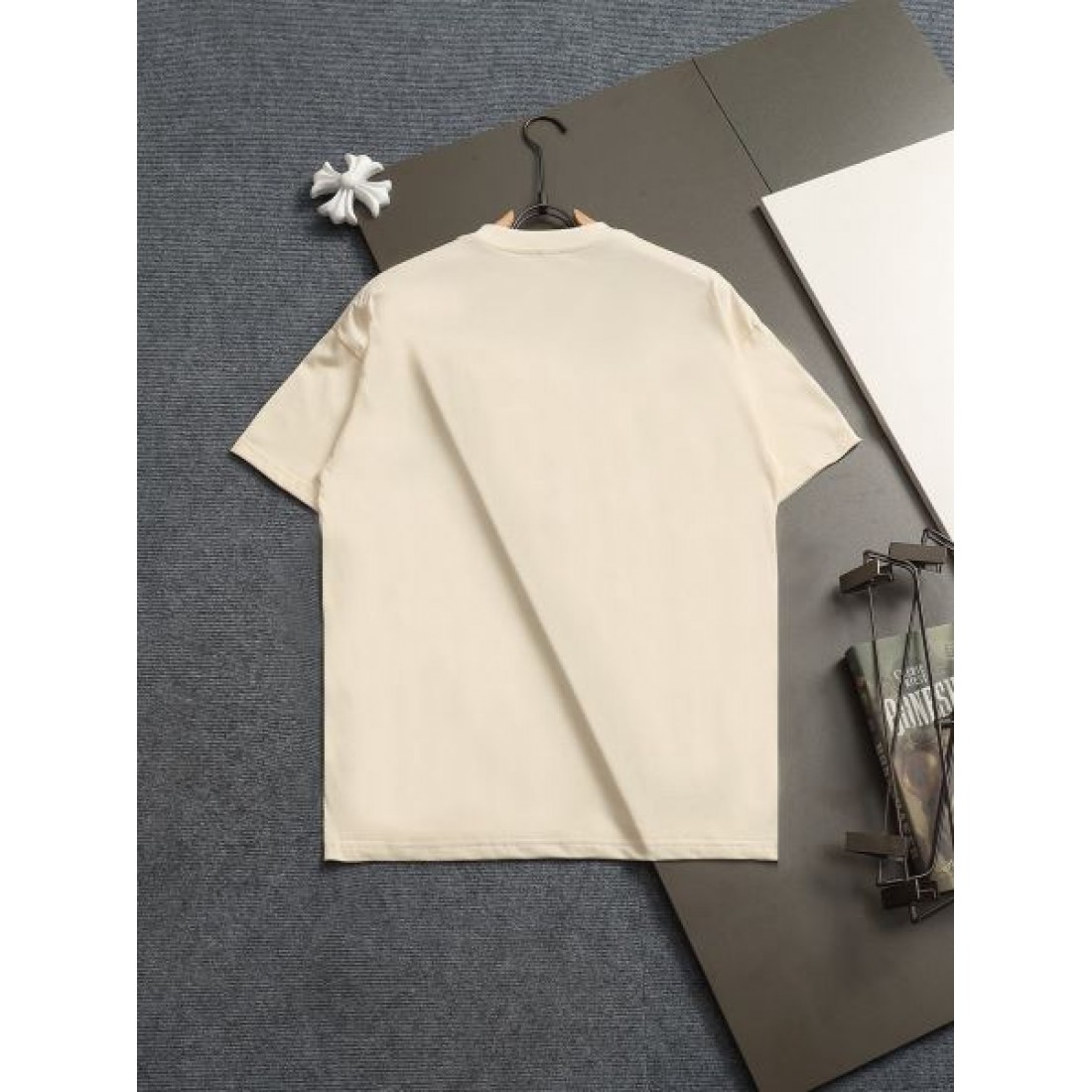 2025SS 半袖Tシャツ LOEWE ロエベ コピー ワンランク上のスタイル - 画像 (4)