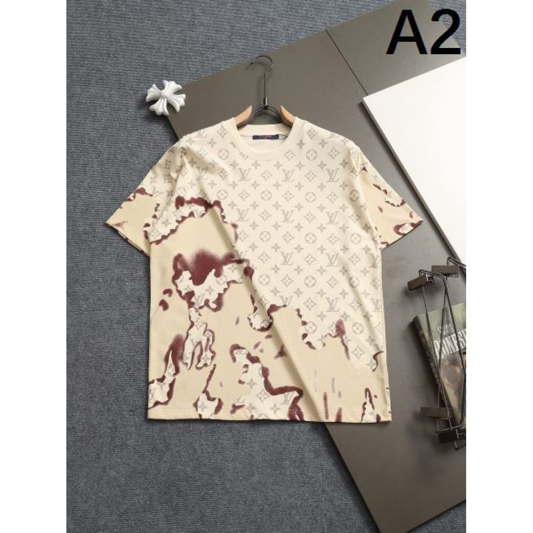 2025SS 半袖Tシャツ LOUIS VUITTON ルイヴィトン コピー 大人可愛い - 画像 (3)