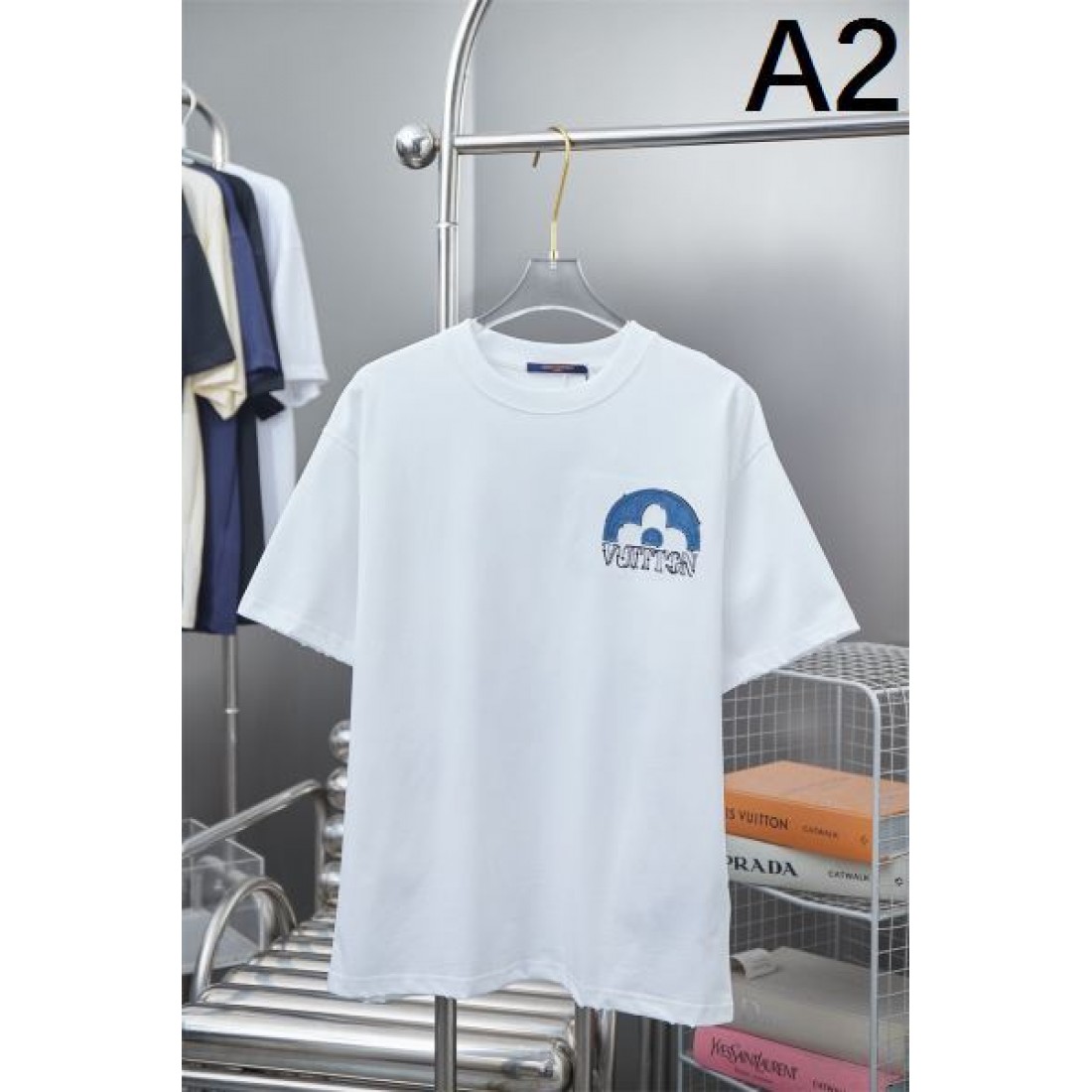 2025SS 半袖Tシャツ LOUIS VUITTON ルイヴィトン コピー 争奪戦必至 - 画像 (3)