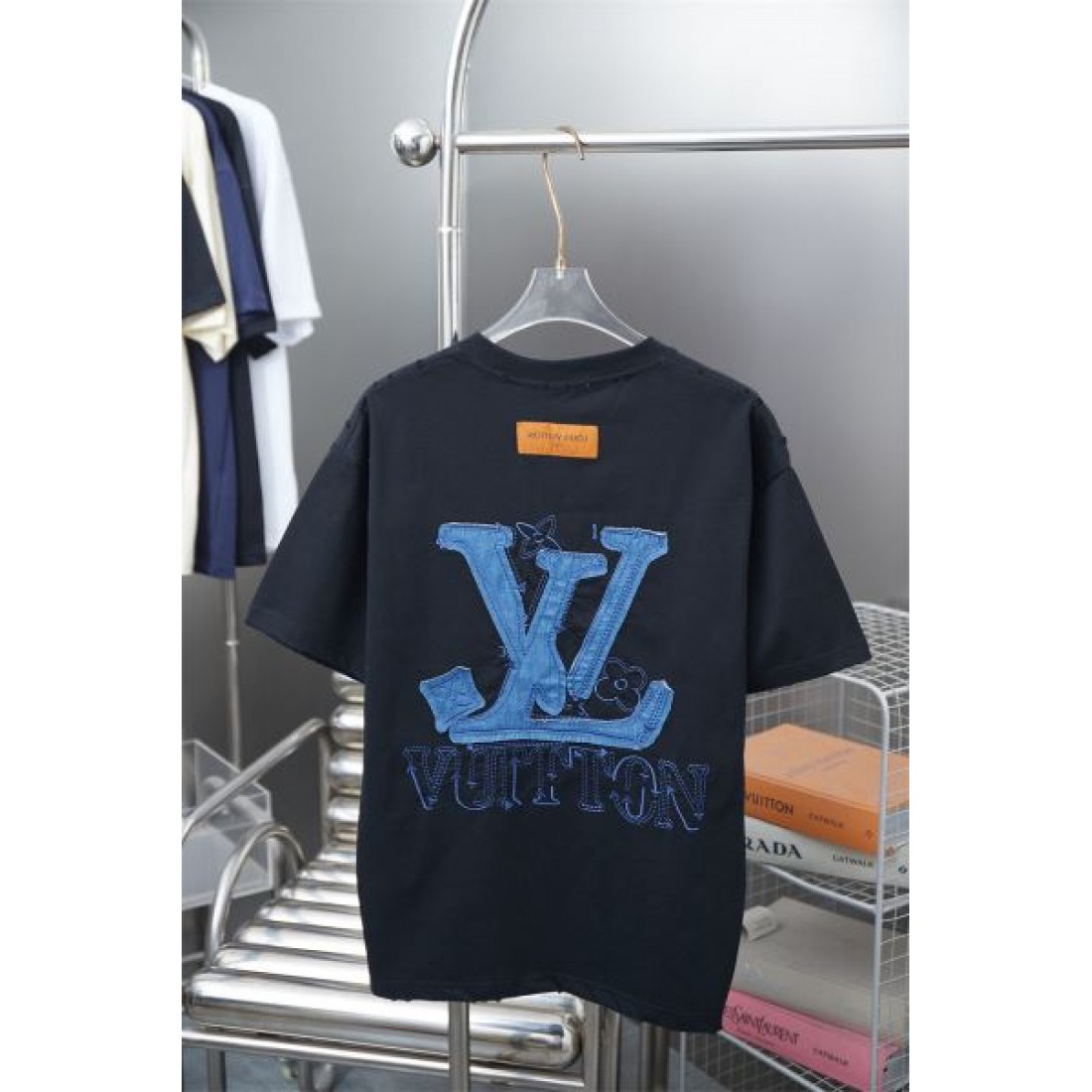 2025SS 半袖Tシャツ LOUIS VUITTON ルイヴィトン コピー 争奪戦必至 - 画像 (5)