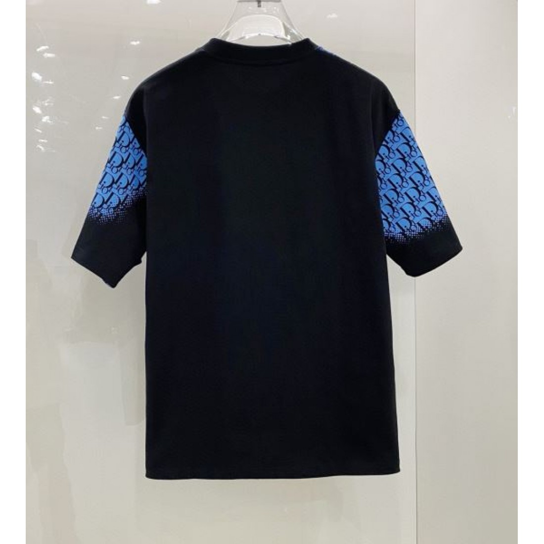 2025SS 半袖Tシャツ DIOR ディオール コピー 旬コーデに最適 - 画像 (4)