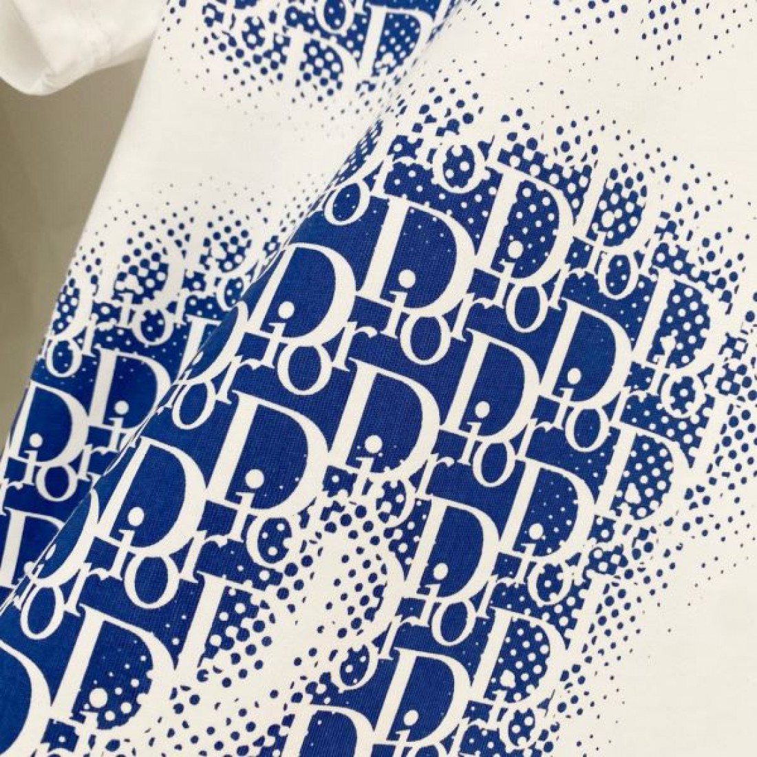 2025SS 半袖Tシャツ DIOR ディオール コピー 旬コーデに最適 - 画像 (9)