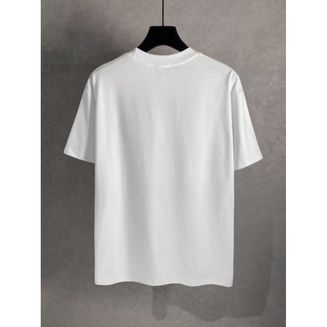 2025SS 半袖Tシャツ GUCCI グッチ コピー スタイリッシュなスタイル - 画像 (3)