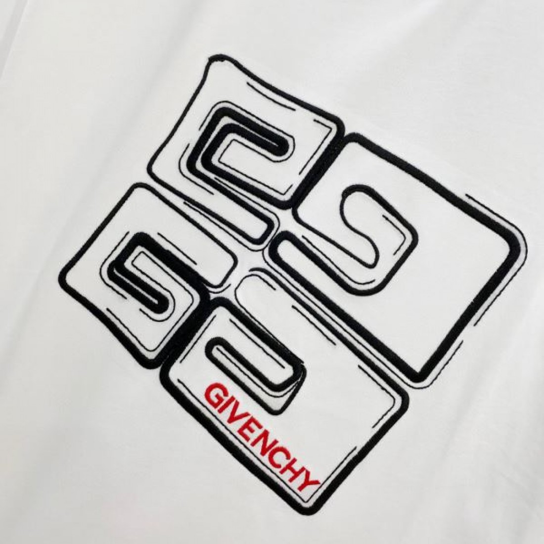 2025SS 半袖Tシャツ GIVENCHY ジバンシィ コピー 自分へのご褒美に - 画像 (8)