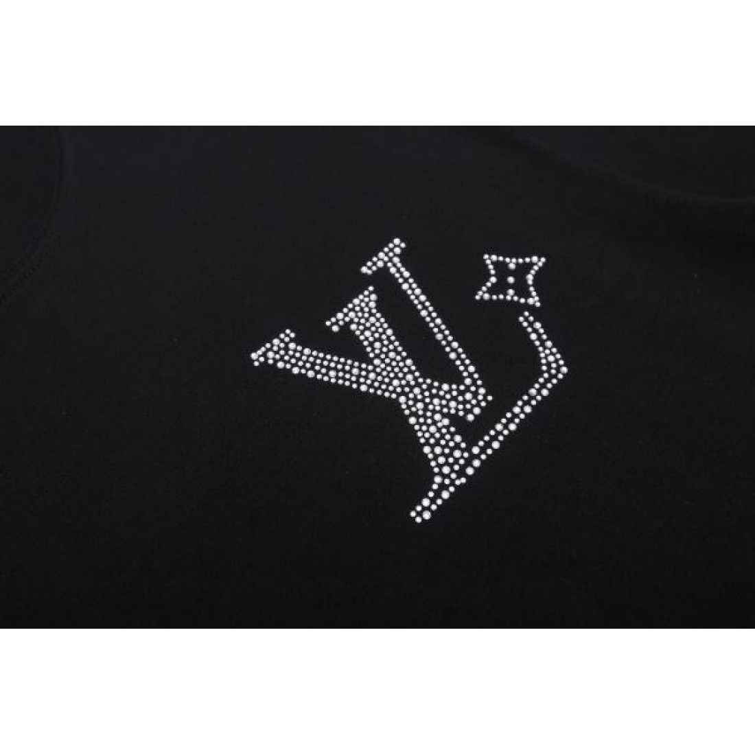 2025SS 半袖Tシャツ LOUIS VUITTON ルイヴィトン コピー リラックス感のある - 画像 (8)