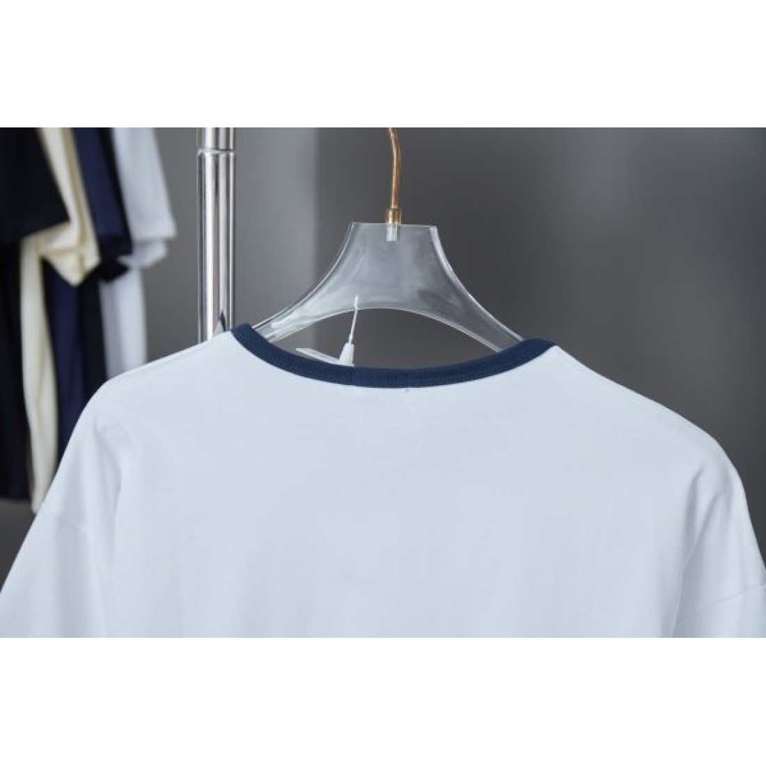 2025SS 半袖Tシャツ CELINE セリーヌ コピー 迷わずゲット - 画像 (7)