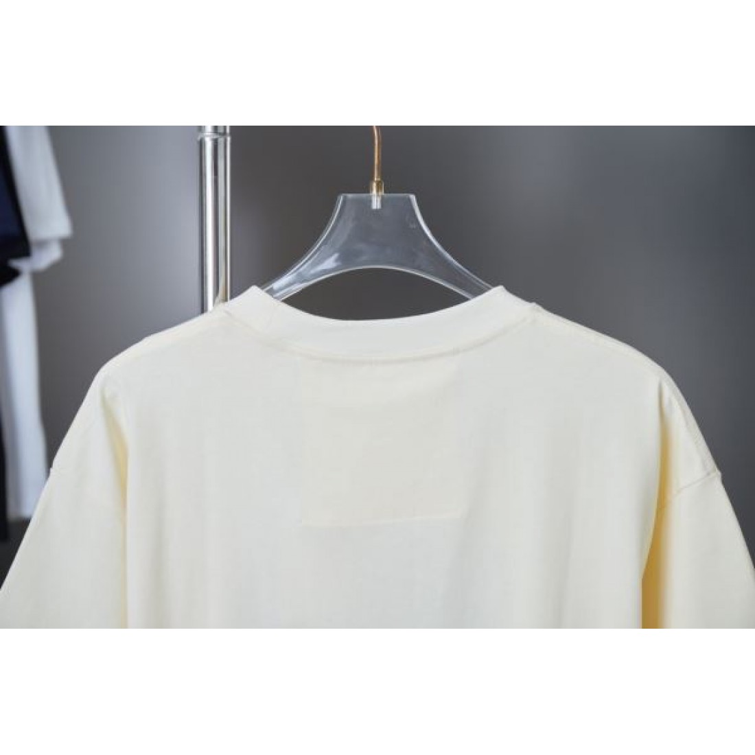 2025SS 半袖Tシャツ GIVENCHY ジバンシィ コピー 今季は色を使った注目新品 - 画像 (6)