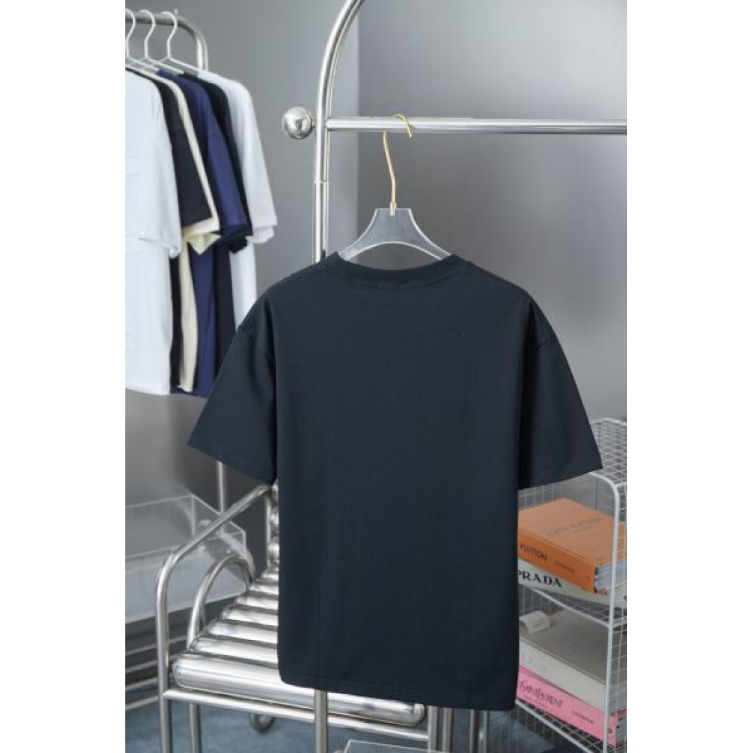 2025SS 半袖Tシャツ LOEWE ロエベ コピー デイリー使いに実用性抜群 - 画像 (4)
