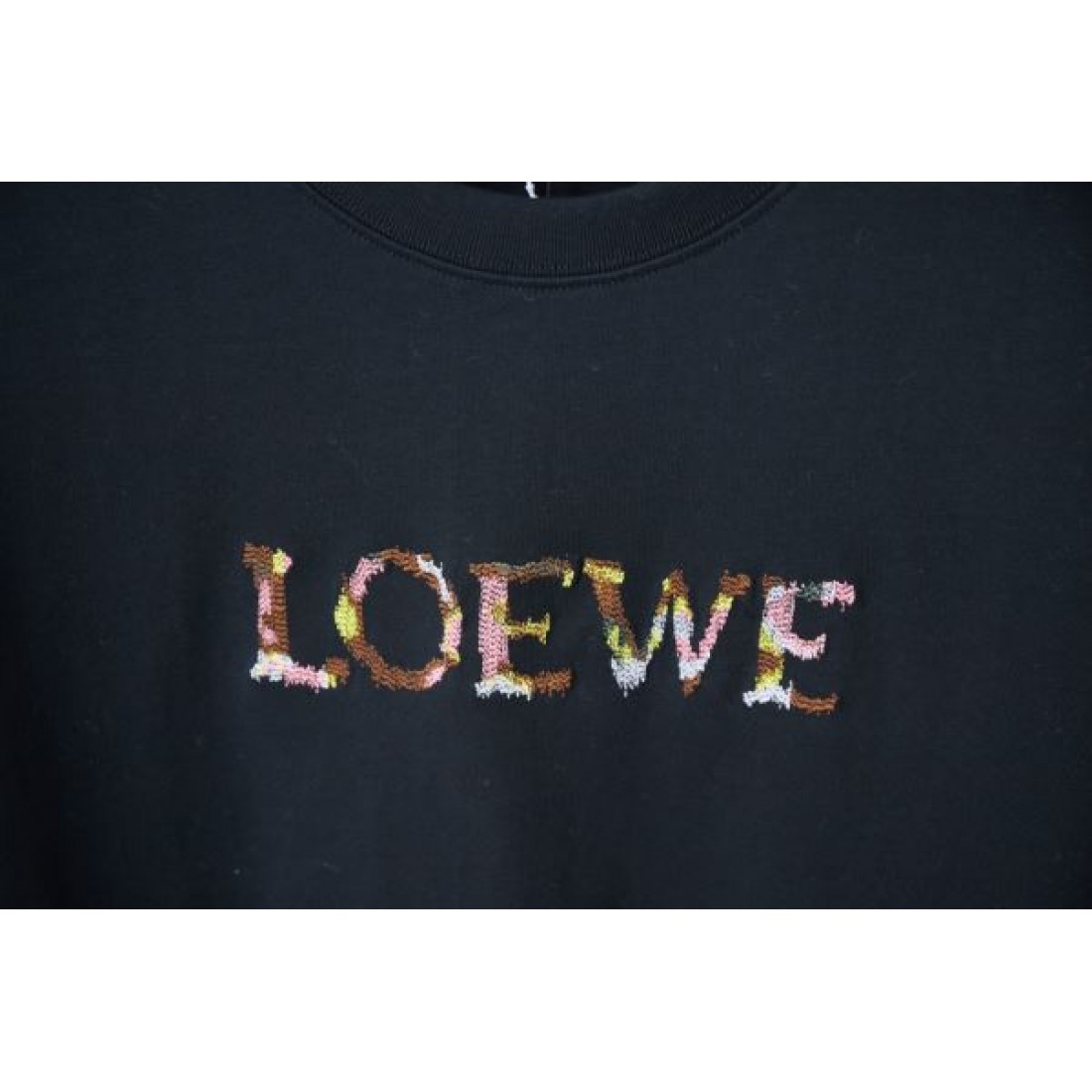 2025SS 半袖Tシャツ LOEWE ロエベ コピー デイリー使いに実用性抜群 - 画像 (9)