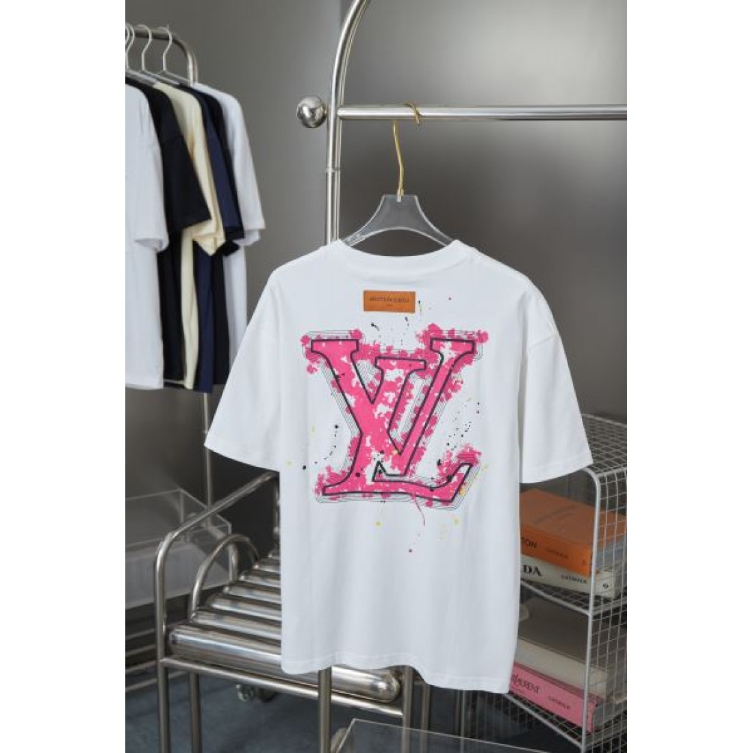 2025SS 半袖Tシャツ LOUIS VUITTON ルイヴィトン コピー オールシーズン活躍 - 画像 (4)
