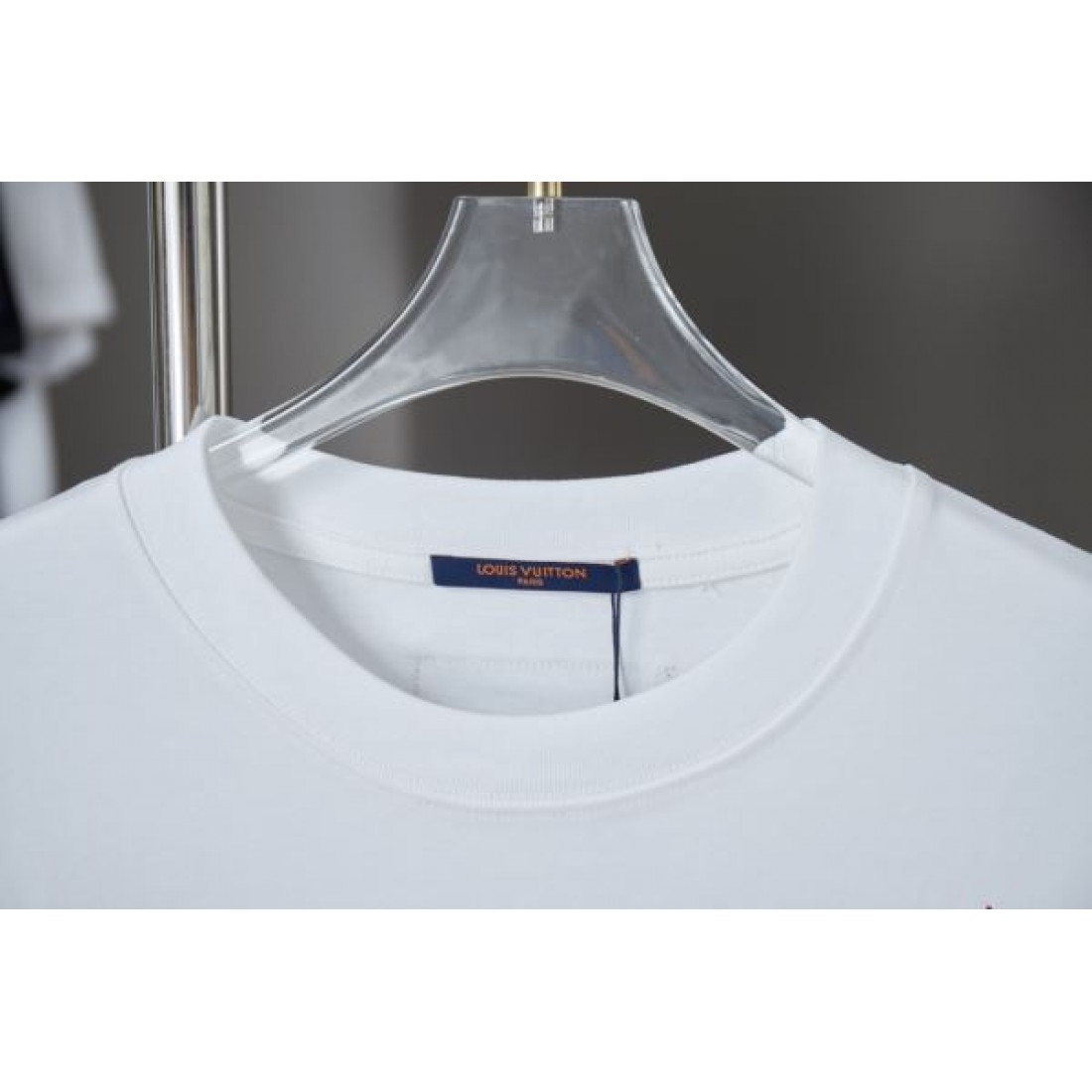 2025SS 半袖Tシャツ LOUIS VUITTON ルイヴィトン コピー オールシーズン活躍 - 画像 (5)