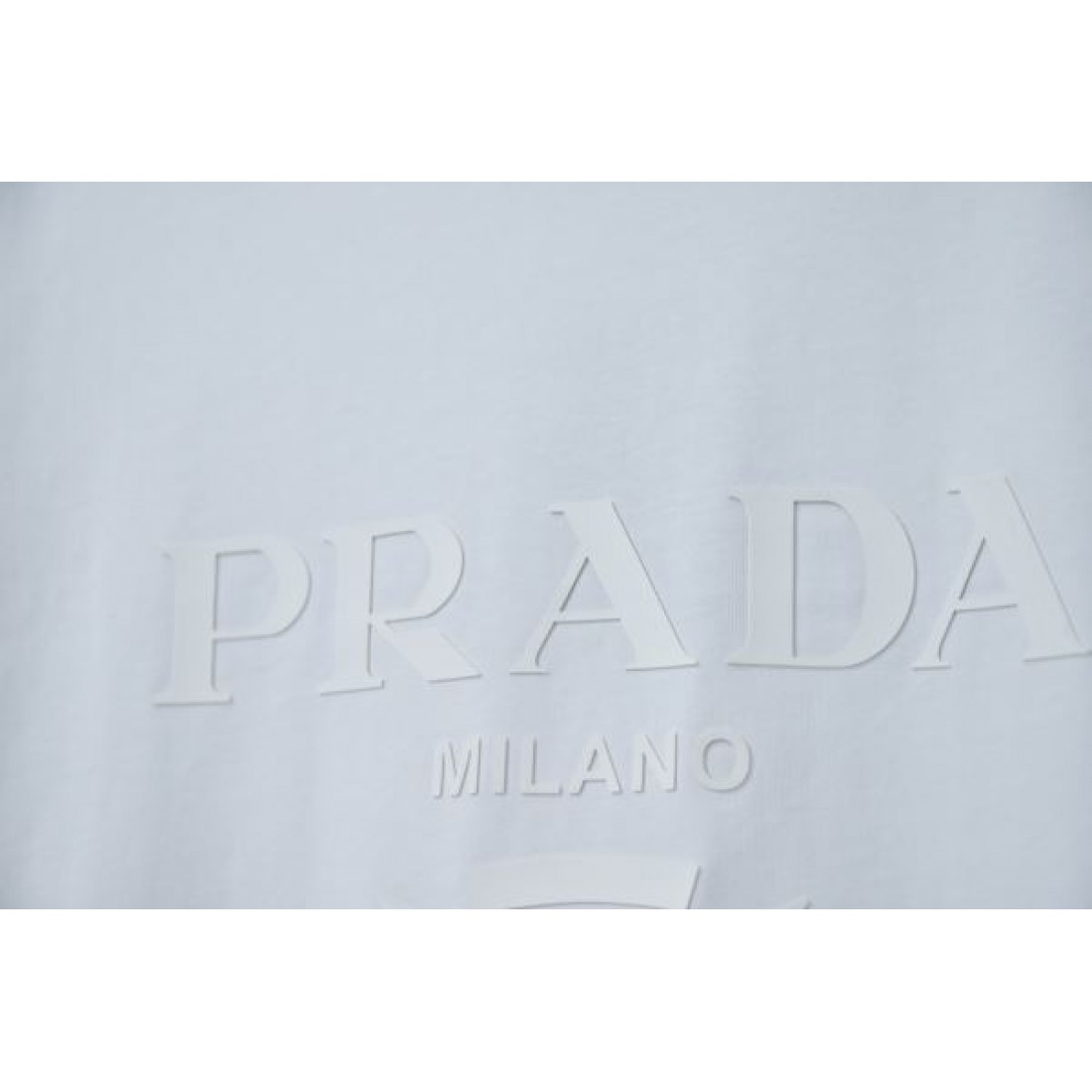 2025SS 半袖Tシャツ PRADA プラダ コピー 引き続き注目のスタイル - 画像 (8)