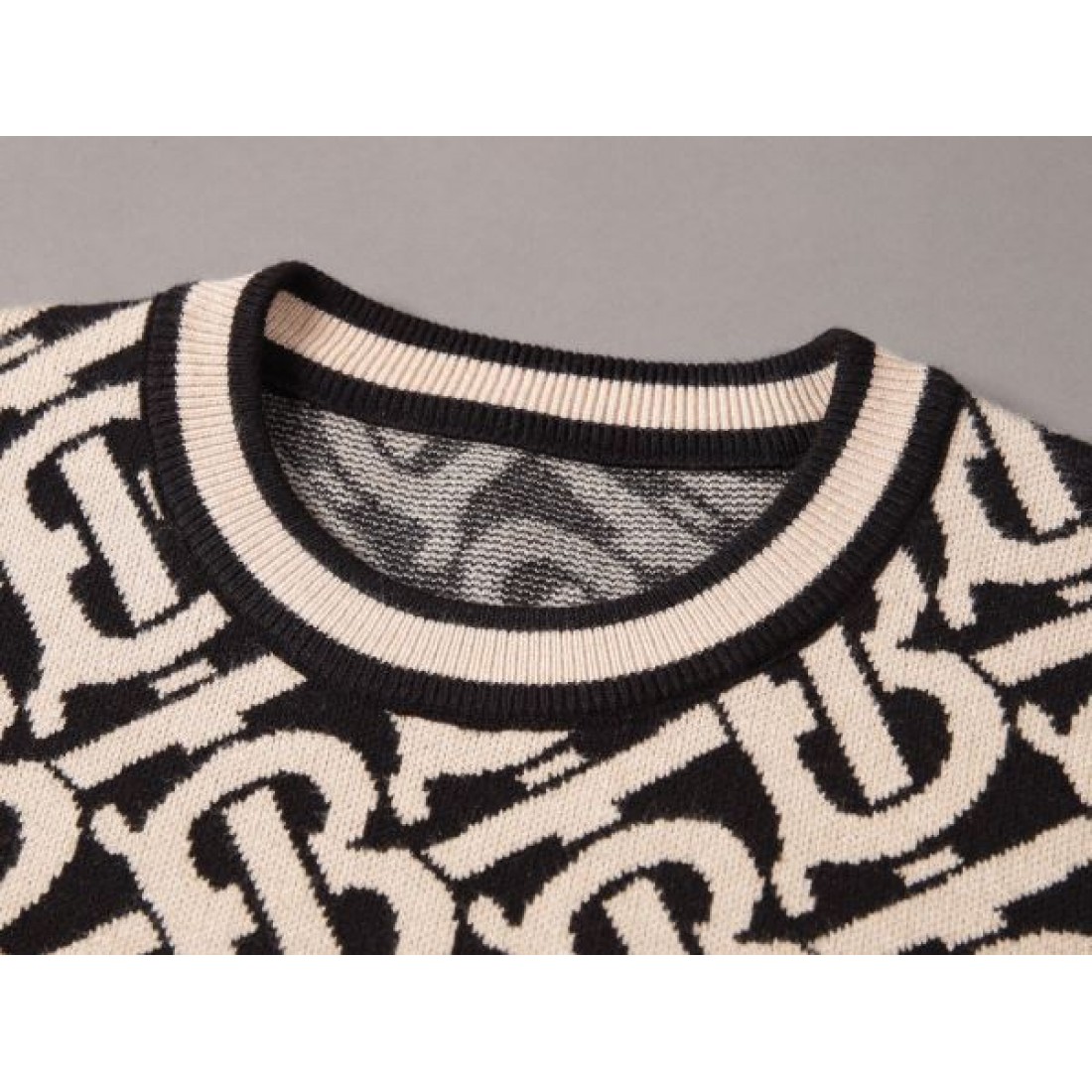 2025FW セーター BURBERRY バーバリー コピー スタイルが決まる - 画像 (6)