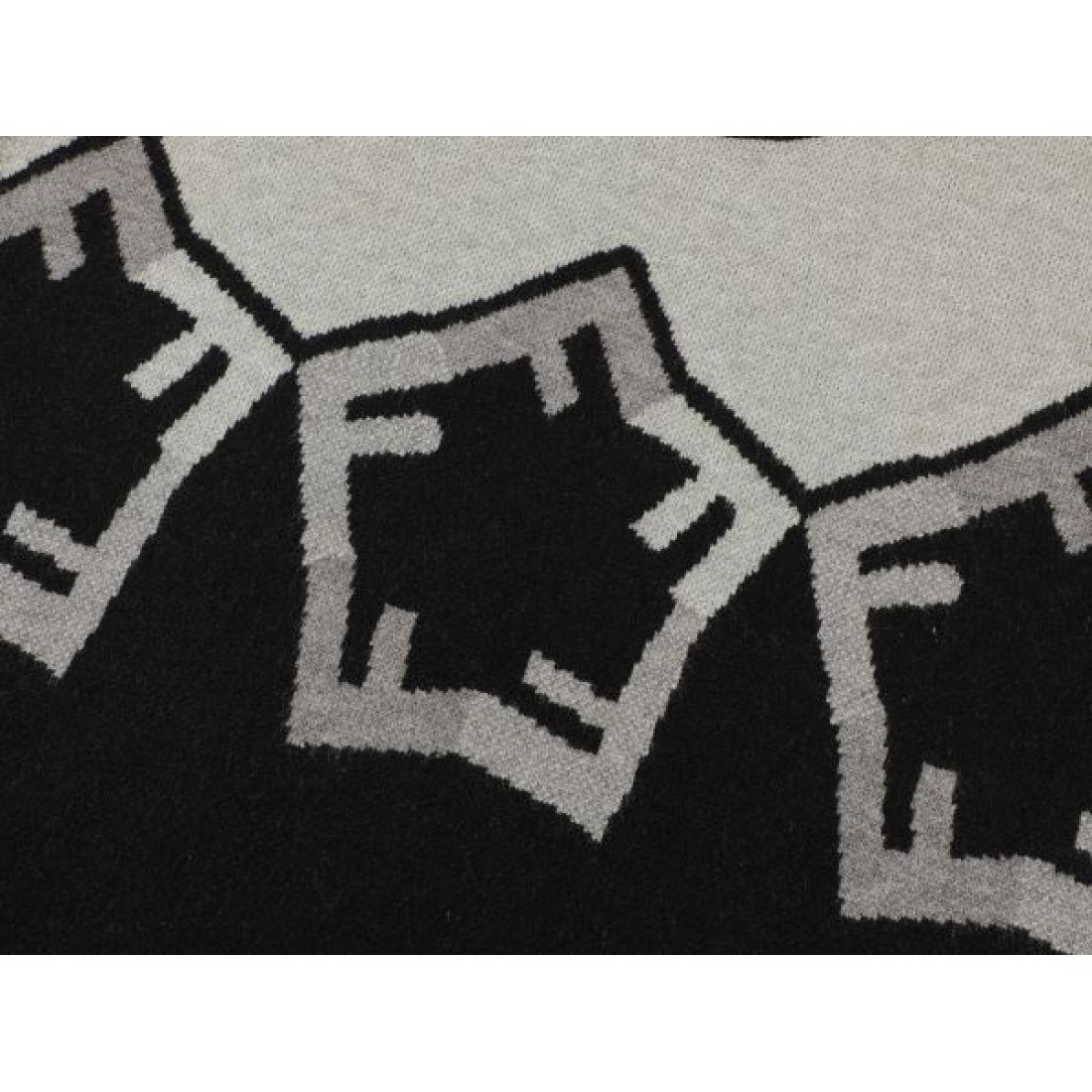 2025FW セーター FENDI フェンデイ コピー 季節感満載 - 画像 (9)