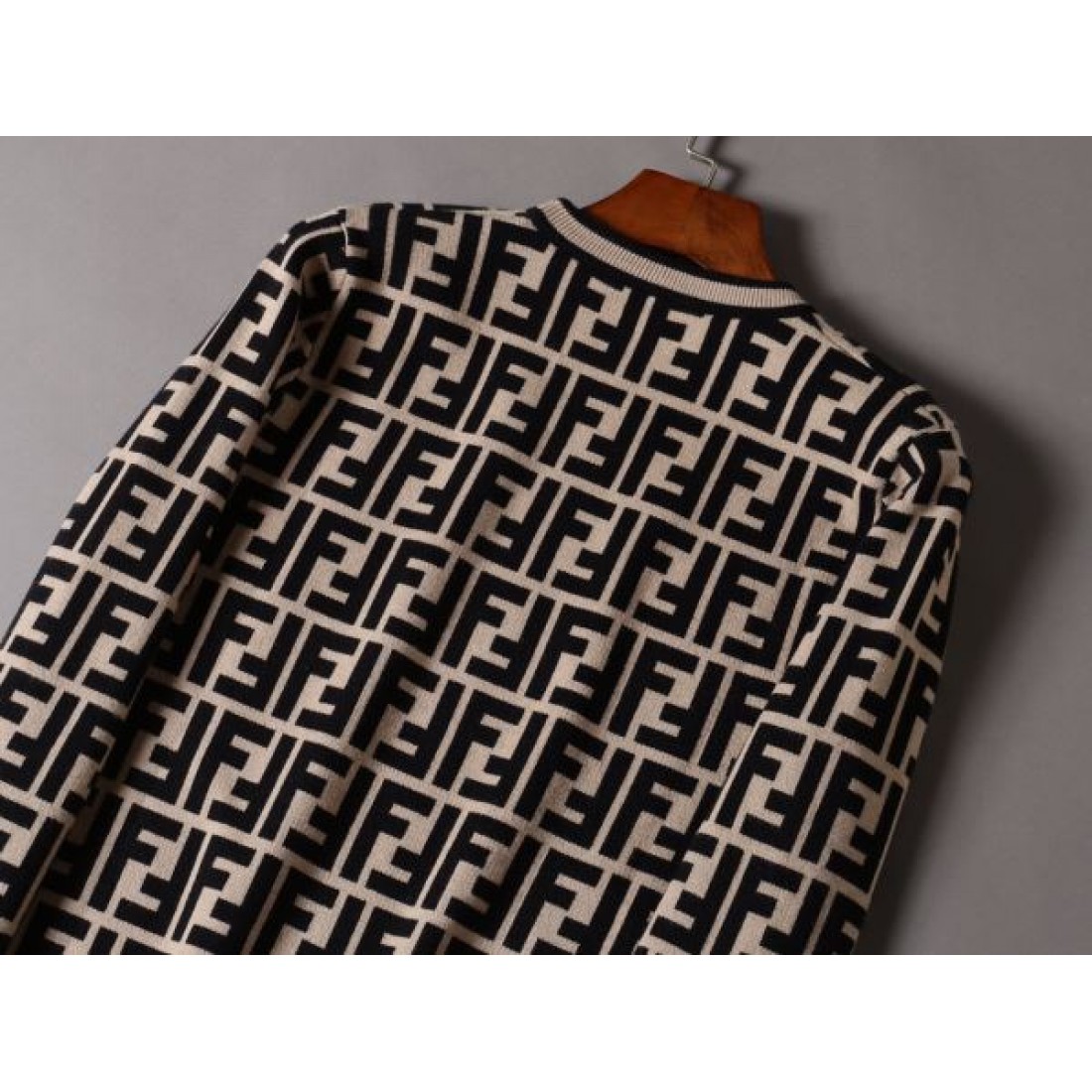 2025FW セーター FENDI フェンデイ コピー 今だけ特別価格 - 画像 (5)
