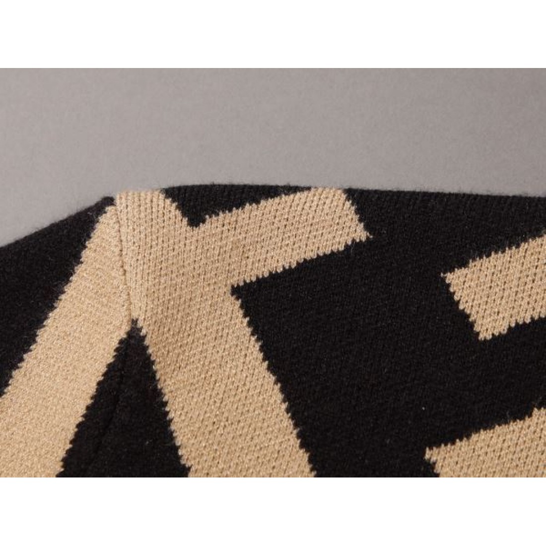 2025FW セーター FENDI フェンデイ コピー リラックス感のある - 画像 (8)