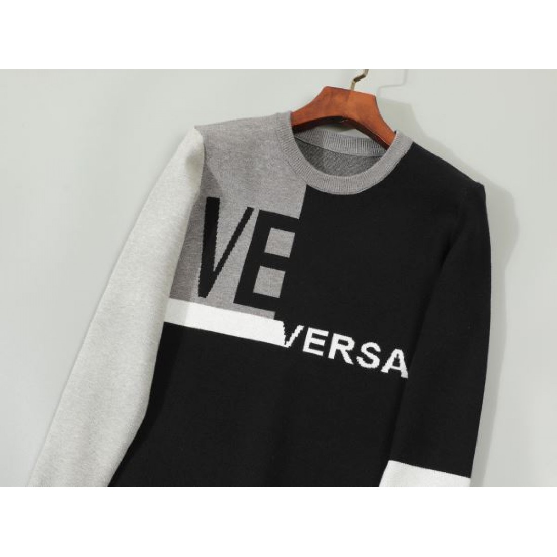 2025FW 上下セット VERSACE ヴェルサーチェ コピー 上級者向けファッション - 画像 (4)
