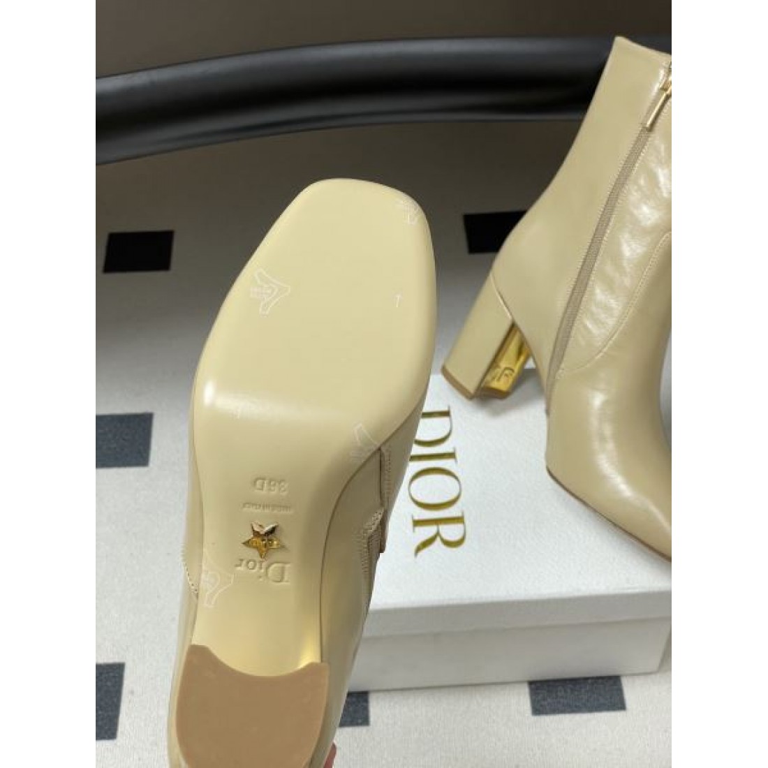 2025FW レディース ブーツ DIOR ディオール コピー 一目惚れアイテム - 画像 (8)