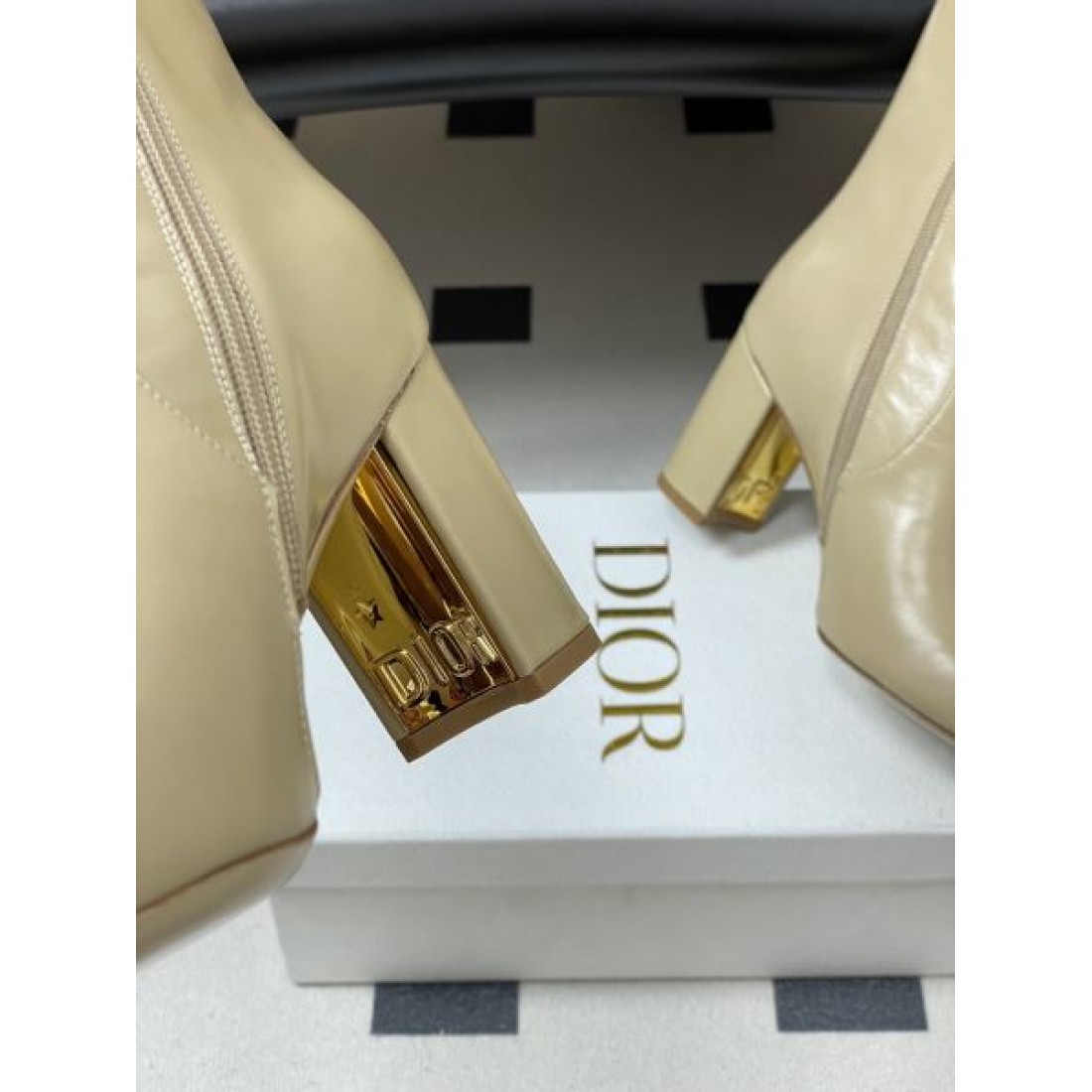 2025FW レディース ブーツ DIOR ディオール コピー 一目惚れアイテム - 画像 (9)
