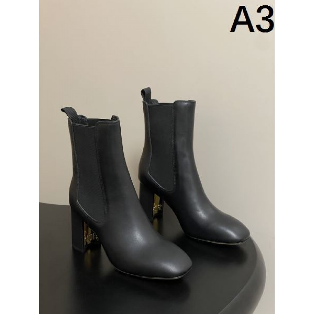 2025FW レディース ブーツ DIOR ディオール コピー 先シーズンに引き続き新品 - 画像 (3)