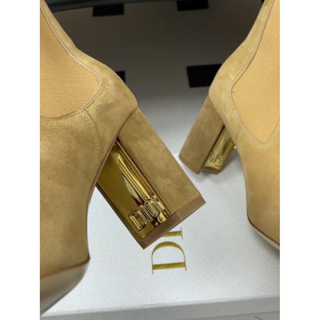 2025FW レディース ブーツ DIOR ディオール コピー 先シーズンに引き続き新品 - 画像 (9)