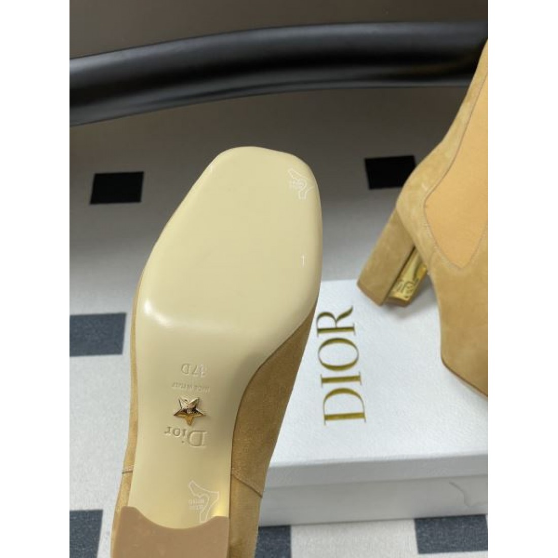 2025FW レディース ブーツ DIOR ディオール コピー 先シーズンに引き続き新品 - 画像 (10)