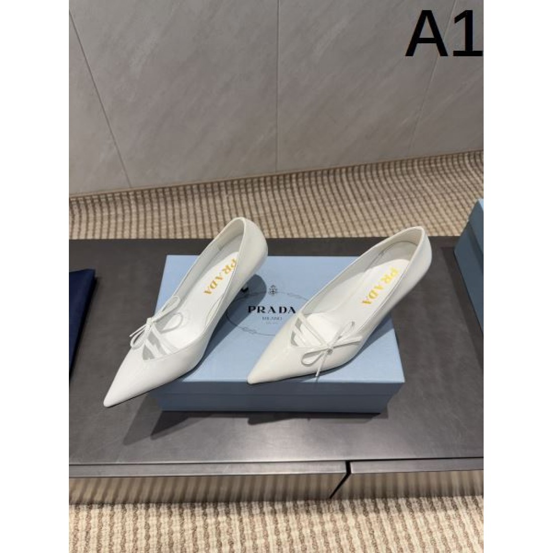 2025FW ハイヒール PRADA プラダ コピー セレブ御用達