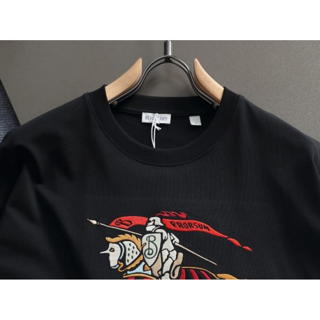 2025FW 半袖Tシャツ BURBERRY バーバリー コピー 新しい自分に出会う - 画像 (6)
