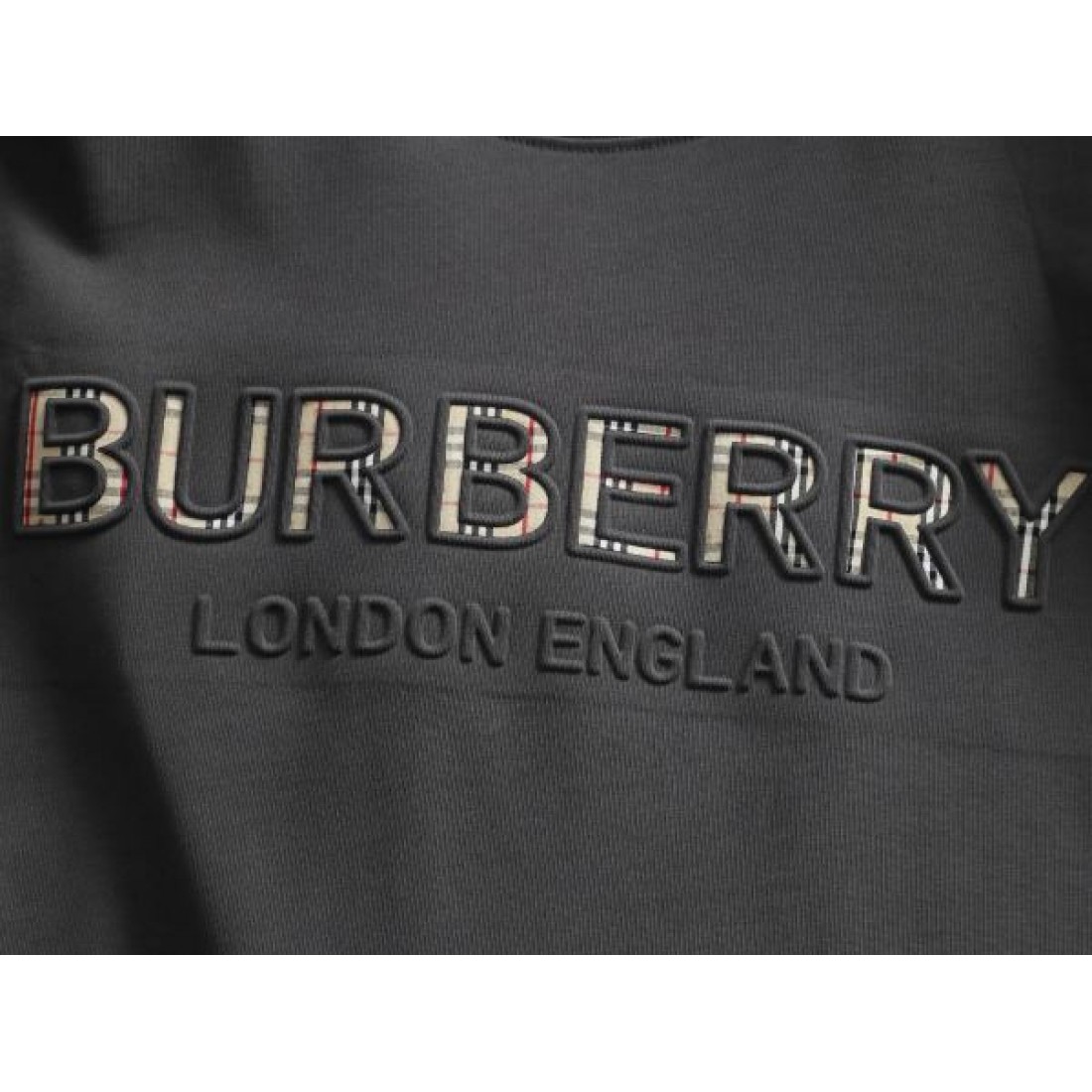 2025FW 半袖Tシャツ BURBERRY バーバリー コピー 春夏新作コレクション - 画像 (9)