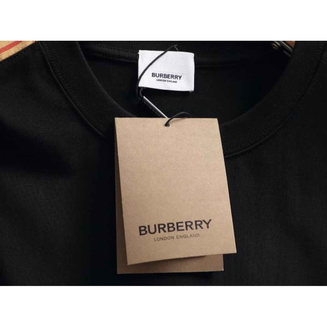 2025FW 半袖Tシャツ BURBERRY バーバリー コピー 夏に映えるアイテム - 画像 (7)
