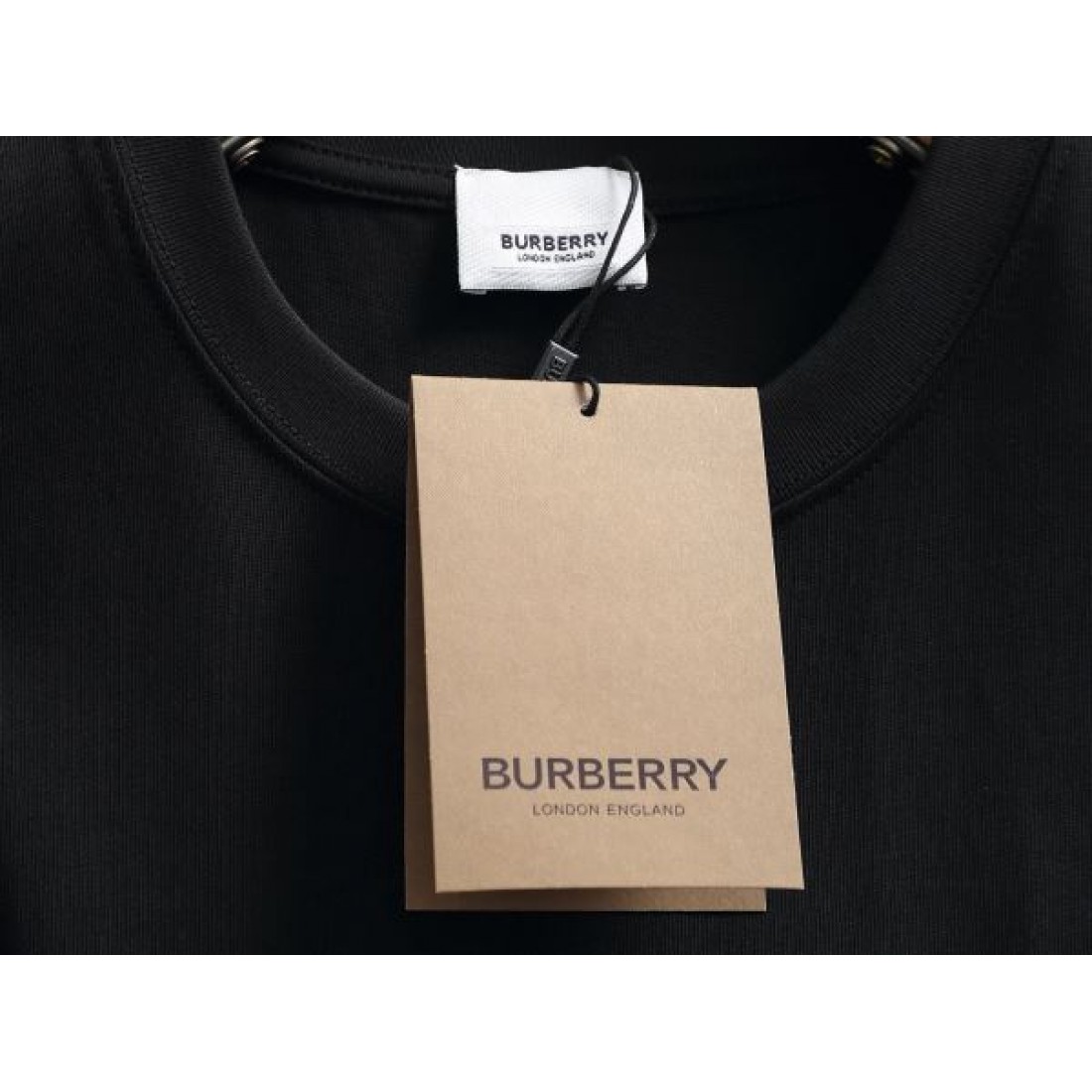 2025FW 半袖Tシャツ BURBERRY バーバリー コピー この夏を彩る - 画像 (9)