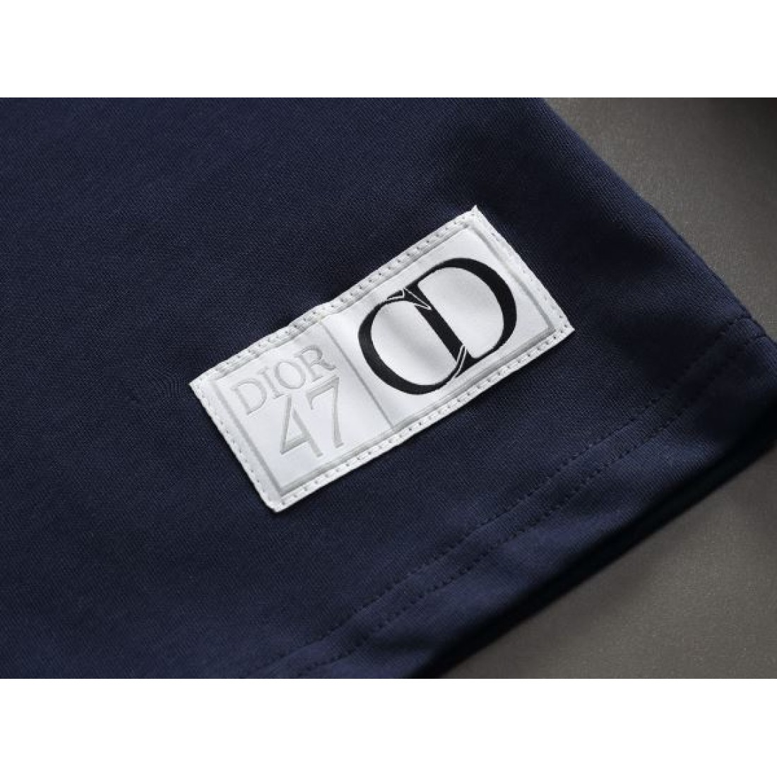 2025FW 半袖Tシャツ DIOR ディオール コピー 絶妙なデザイン - 画像 (9)