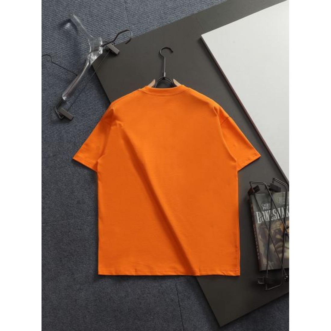 2025FW 半袖Tシャツ LOEWE ロエベ コピー 品薄状態続出 - 画像 (6)