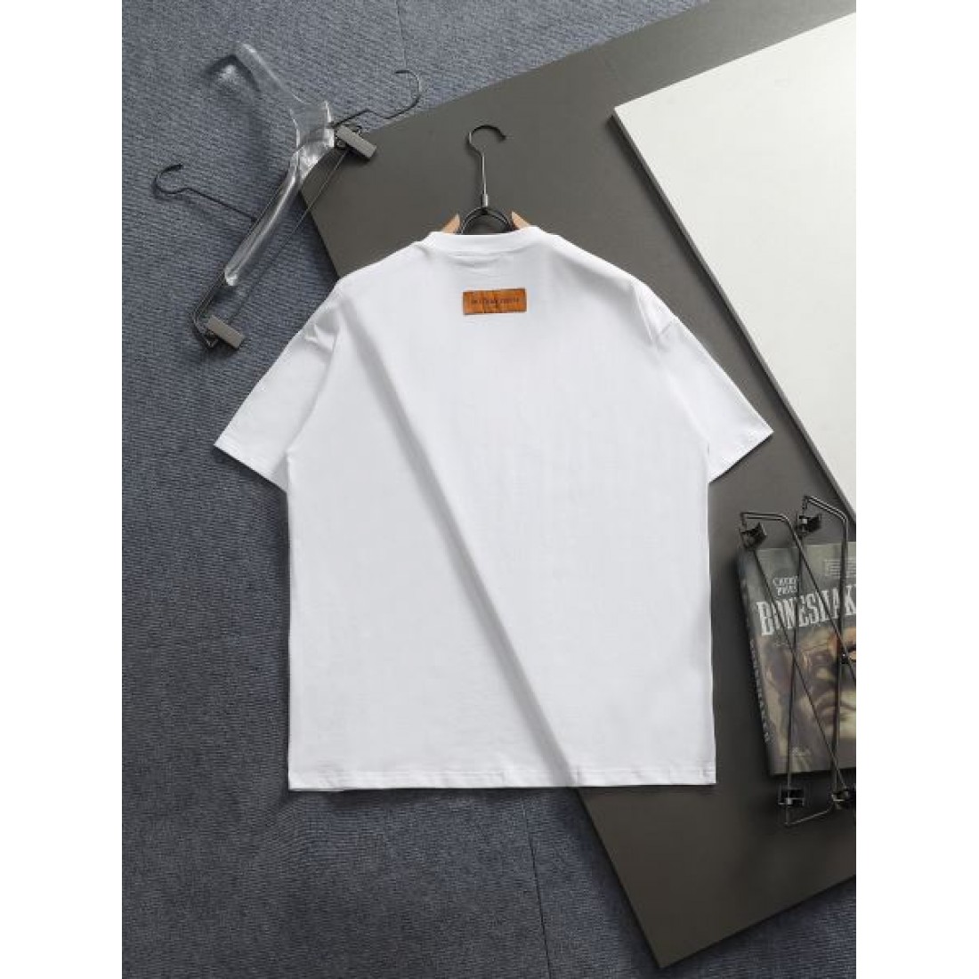 2025FW 半袖Tシャツ LOUIS VUITTON ルイヴィトン コピー 旬なカラー展開 - 画像 (4)