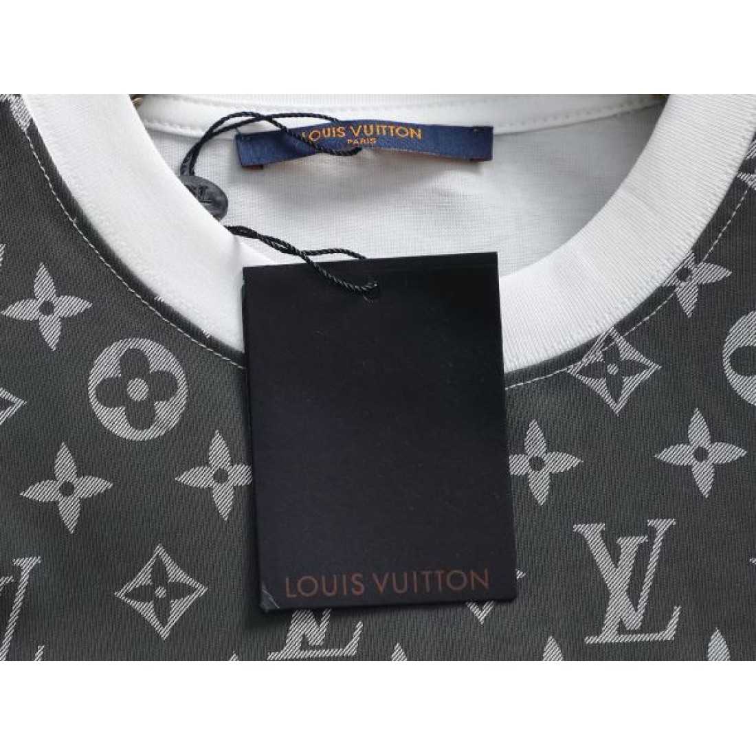 2025FW 半袖Tシャツ LOUIS VUITTON ルイヴィトン コピー ラグジュアリーな魅力 - 画像 (10)