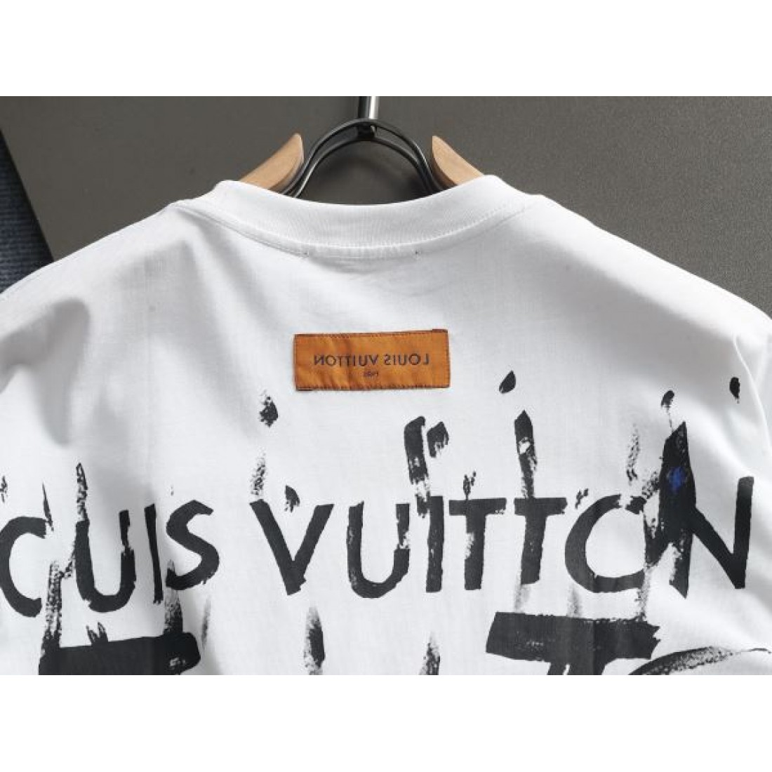 2025FW 半袖Tシャツ LOUIS VUITTON ルイヴィトン コピー 限定コレクション - 画像 (6)