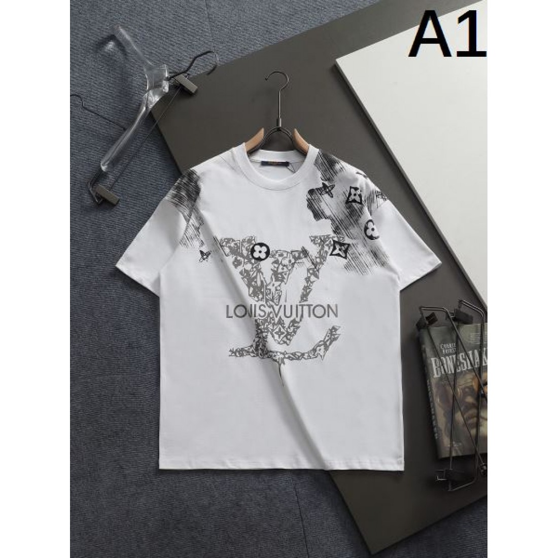2025FW 半袖Tシャツ LOUIS VUITTON ルイヴィトン コピー トレンド感抜群