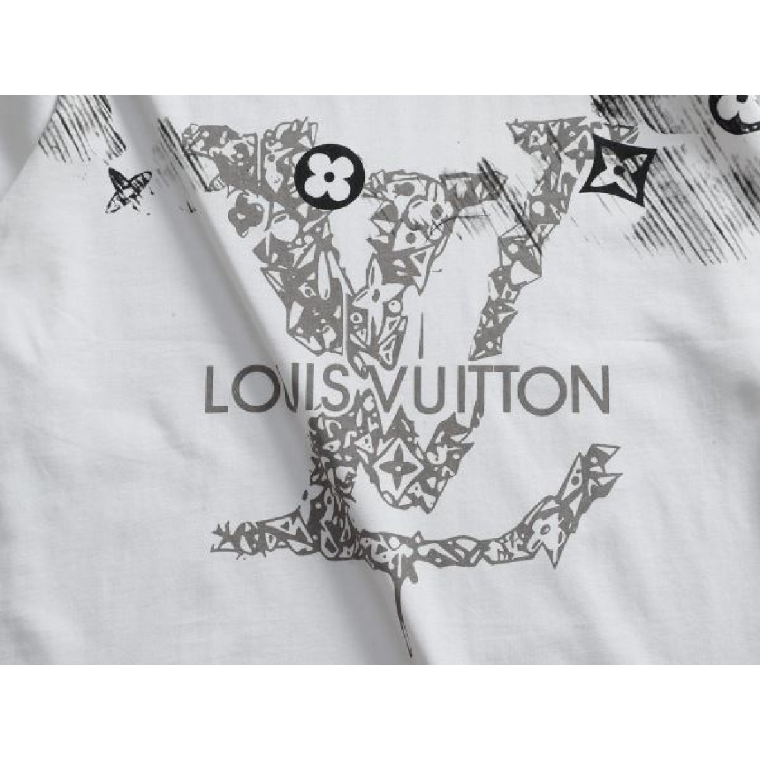 2025FW 半袖Tシャツ LOUIS VUITTON ルイヴィトン コピー トレンド感抜群 - 画像 (8)
