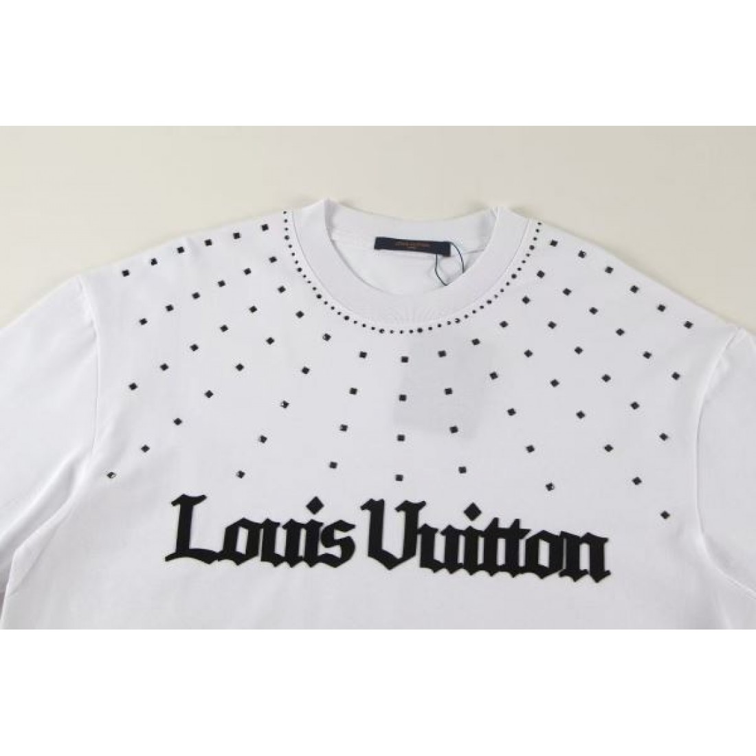 2025FW メンズ半袖Tシャツ LOUIS VUITTON ルイヴィトン コピー 上品な光沢感 - 画像 (5)