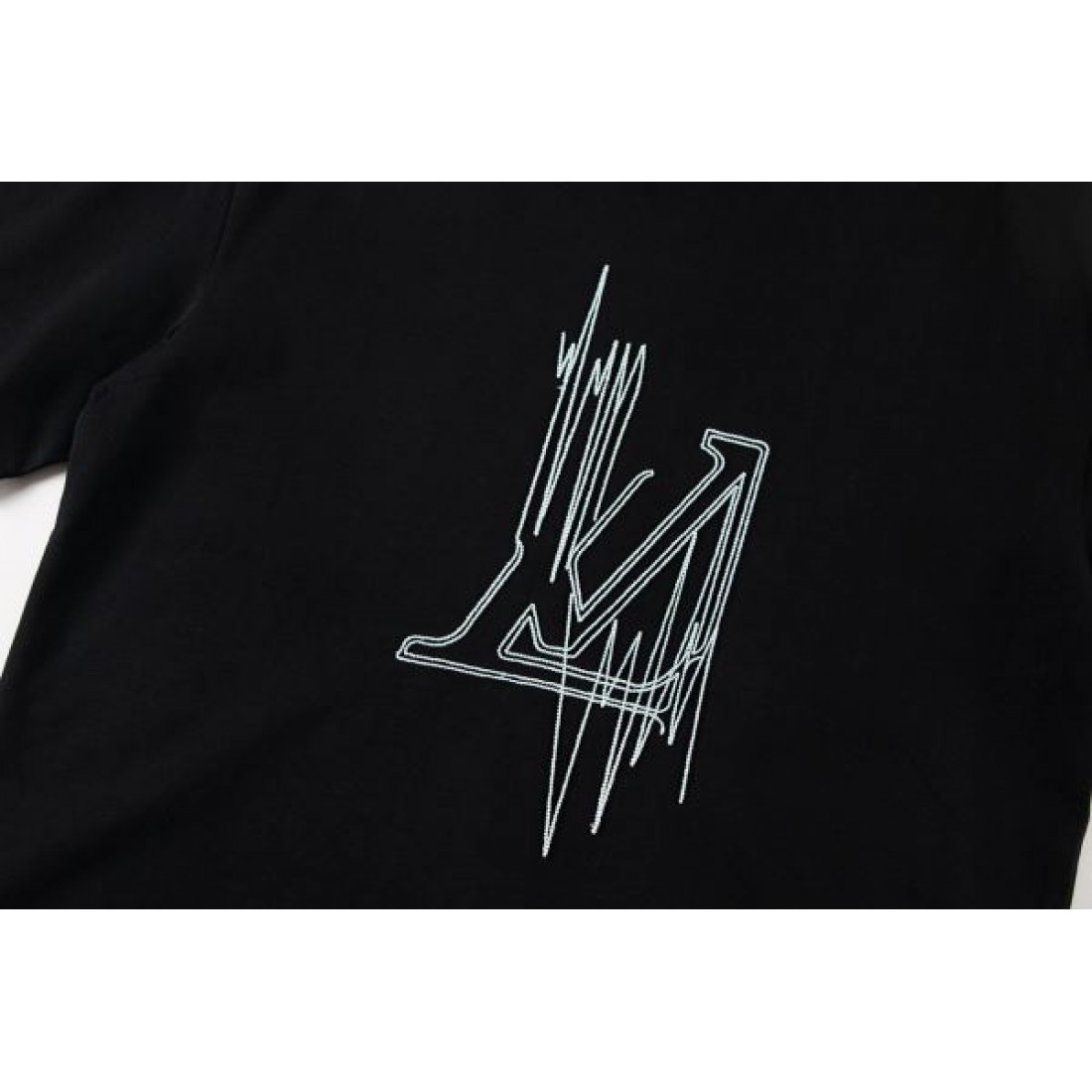 2025FW メンズ半袖Tシャツ LOUIS VUITTON ルイヴィトン コピー セレブ御用達 - 画像 (5)