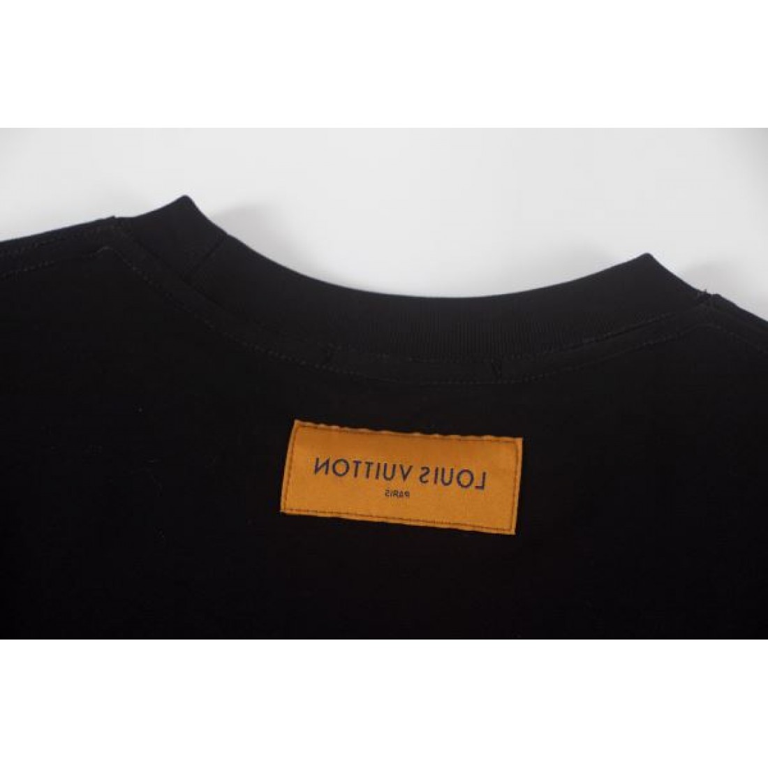 2025FW メンズ半袖Tシャツ LOUIS VUITTON ルイヴィトン コピー 新しい自分に出会う - 画像 (8)
