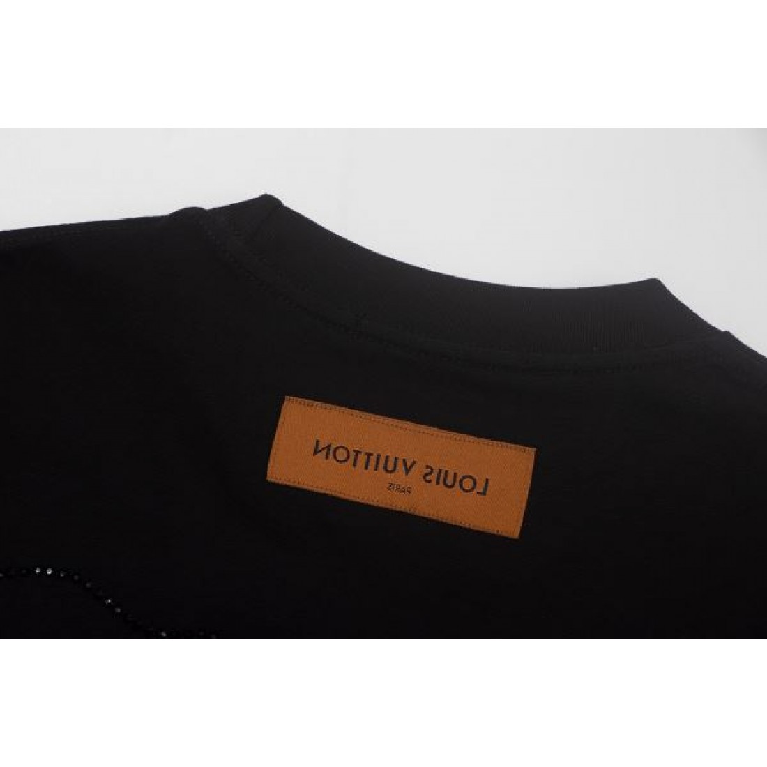 2025FW メンズ半袖Tシャツ LOUIS VUITTON ルイヴィトン コピー 秋のお洒落コーデ - 画像 (9)