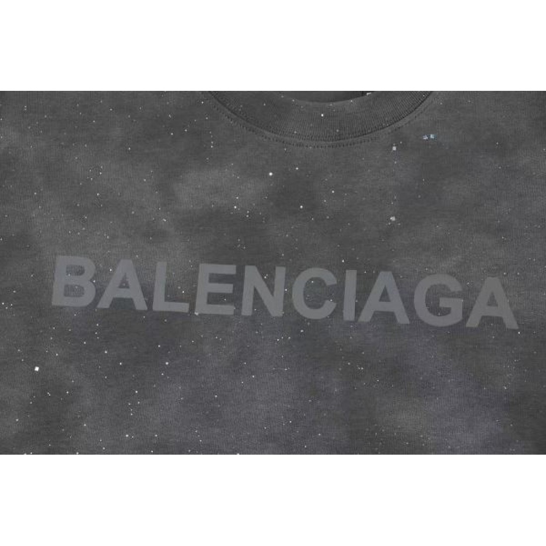 2025FW 半袖Tシャツ BALENCIAGA バレンシアガ コピー 人気のオシャレものから - 画像 (8)