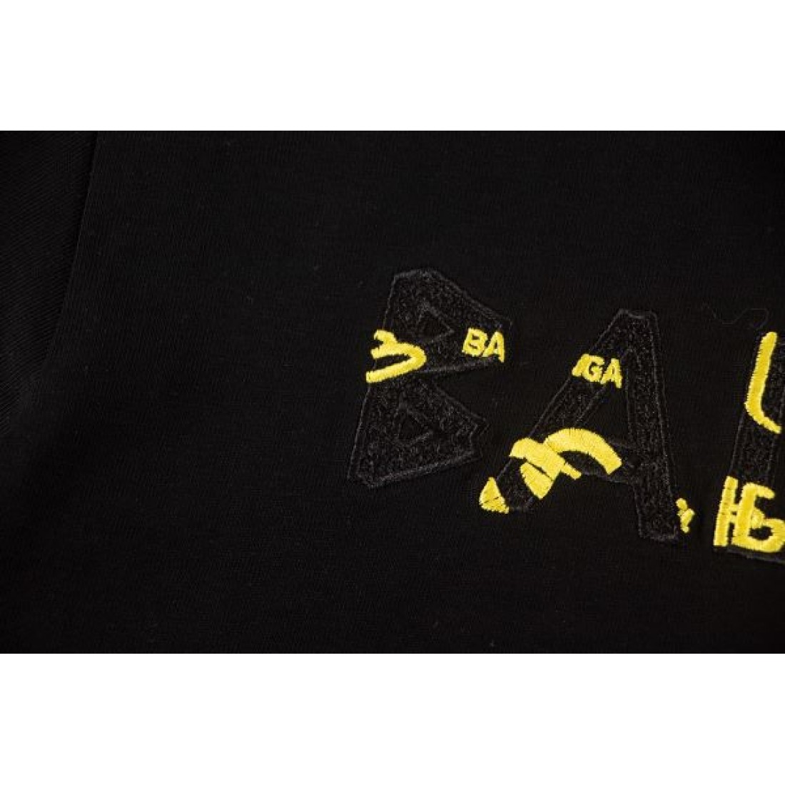 2025FW 半袖Tシャツ BALENCIAGA バレンシアガ コピー 限定コレクション - 画像 (8)