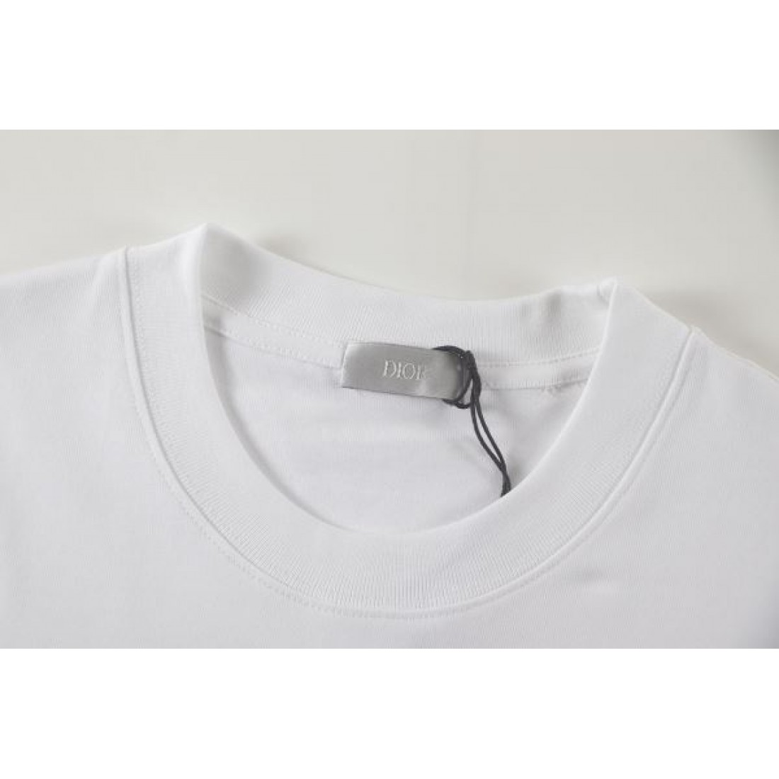 2025FW 半袖Tシャツ DIOR ディオール コピー この夏イチオシ - 画像 (5)