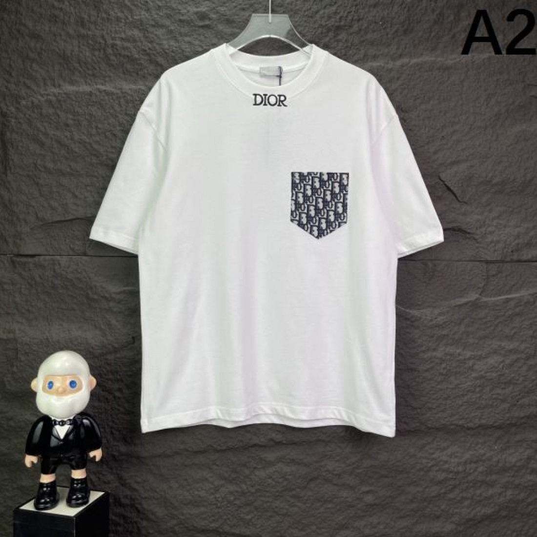2025FW 半袖Tシャツ DIOR ディオール コピー デザイン性抜群 - 画像 (3)