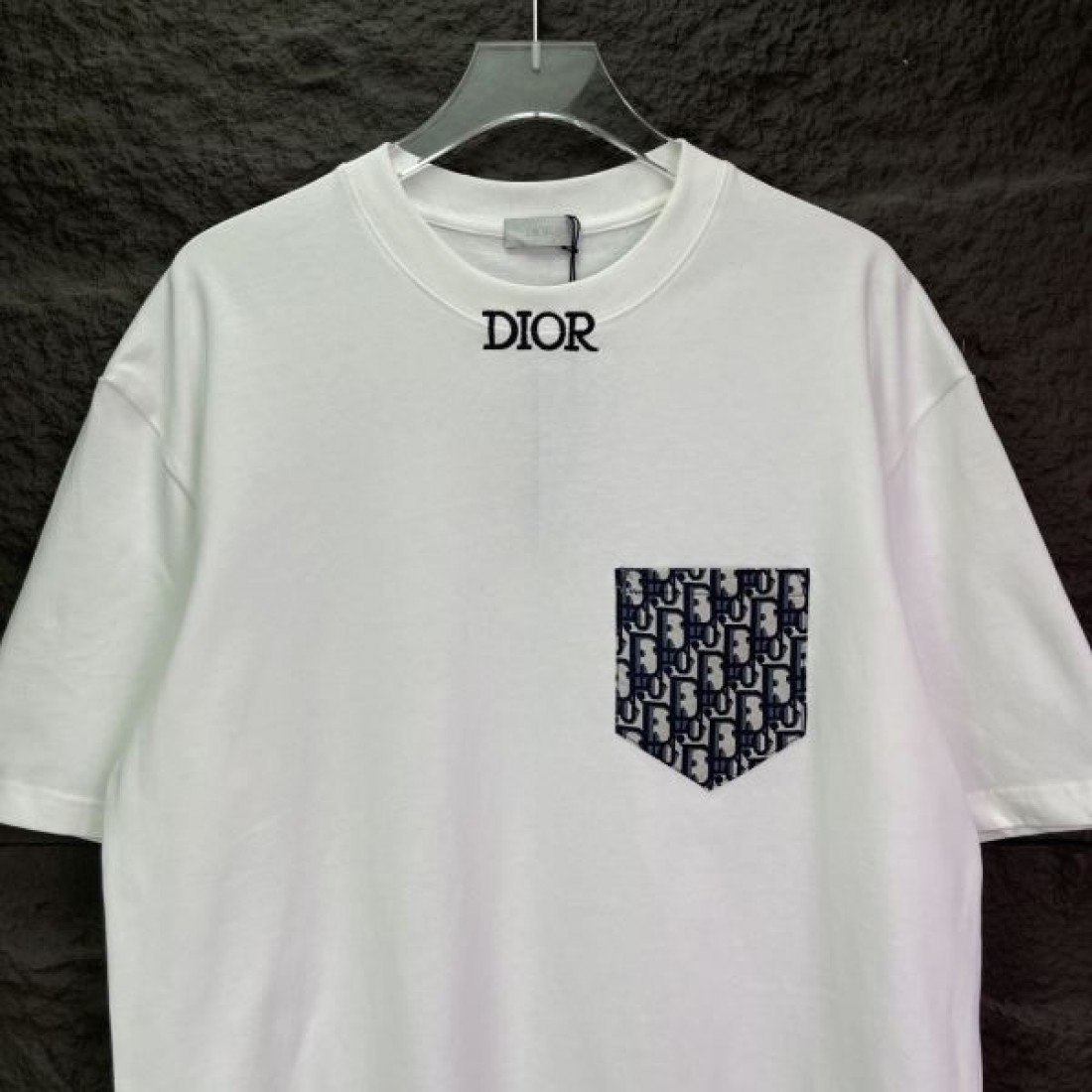 2025FW 半袖Tシャツ DIOR ディオール コピー デザイン性抜群 - 画像 (5)